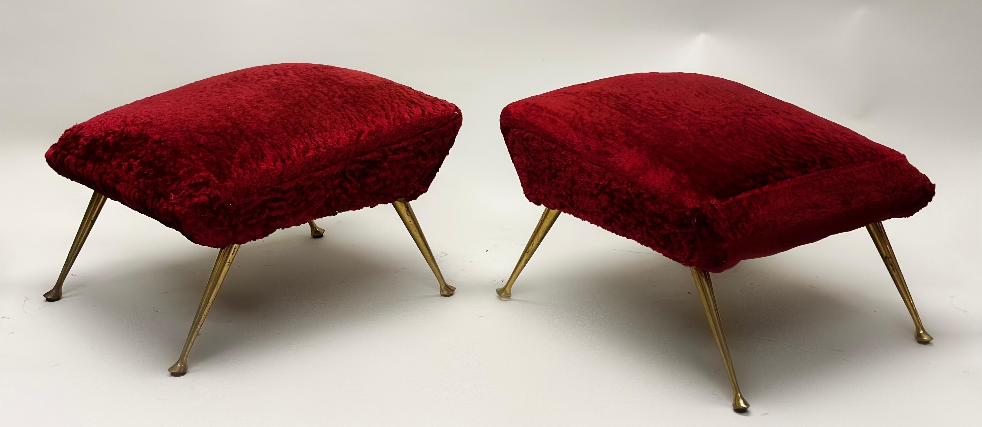 Rare Pair of Italian Futurist Stools / Ottomans or Benches Attributed to Gigi Radice. These original Mid-Century Modern pieces are very special in embracing the Futurist aesthetic of speed and continual forward movement in their design. The seats