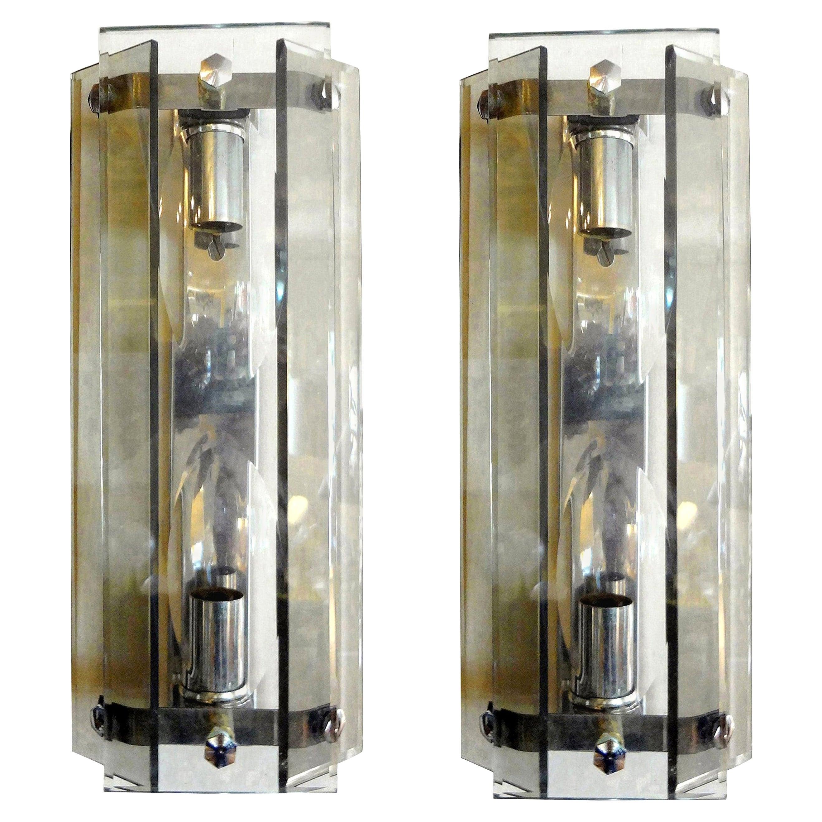 Great pair of Max Ingrand for Fontana Arte style modernist Italian glass sconces with two beveled smoked glass panels on either side with a beveled clear glass central panel by Veca, Milano. These murano glass sconces are newly wired for the U.S.