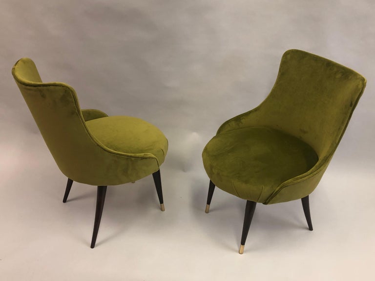 Upholstery Pair of Italian Mid-Century Modern Lounge / Slipper Chairs by Guglielmo Ulrich For Sale