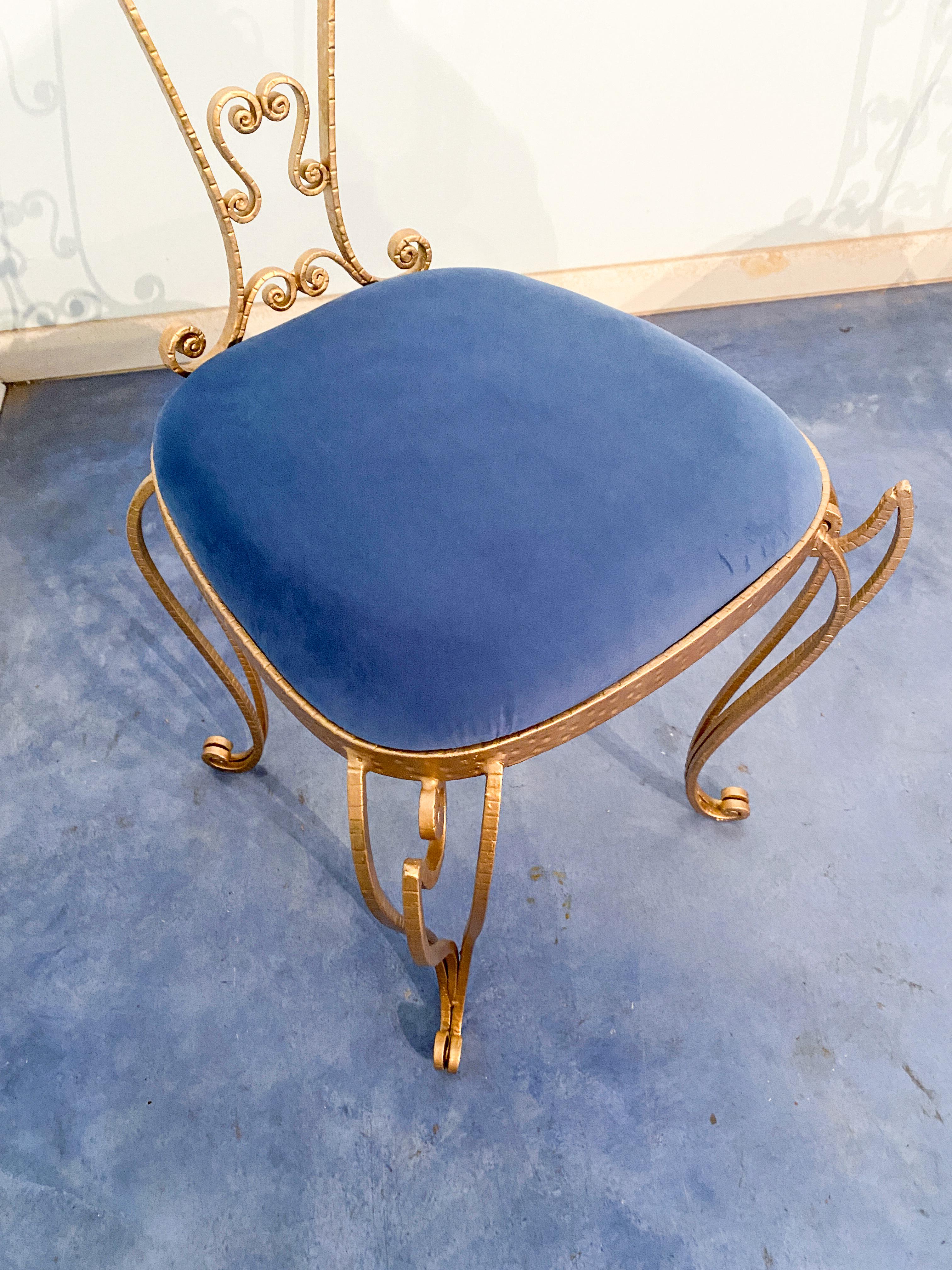 Pair of Italian Mid-Century Modern Luigi Colli Gold Iron Vanity Chairs, 1950s For Sale 2