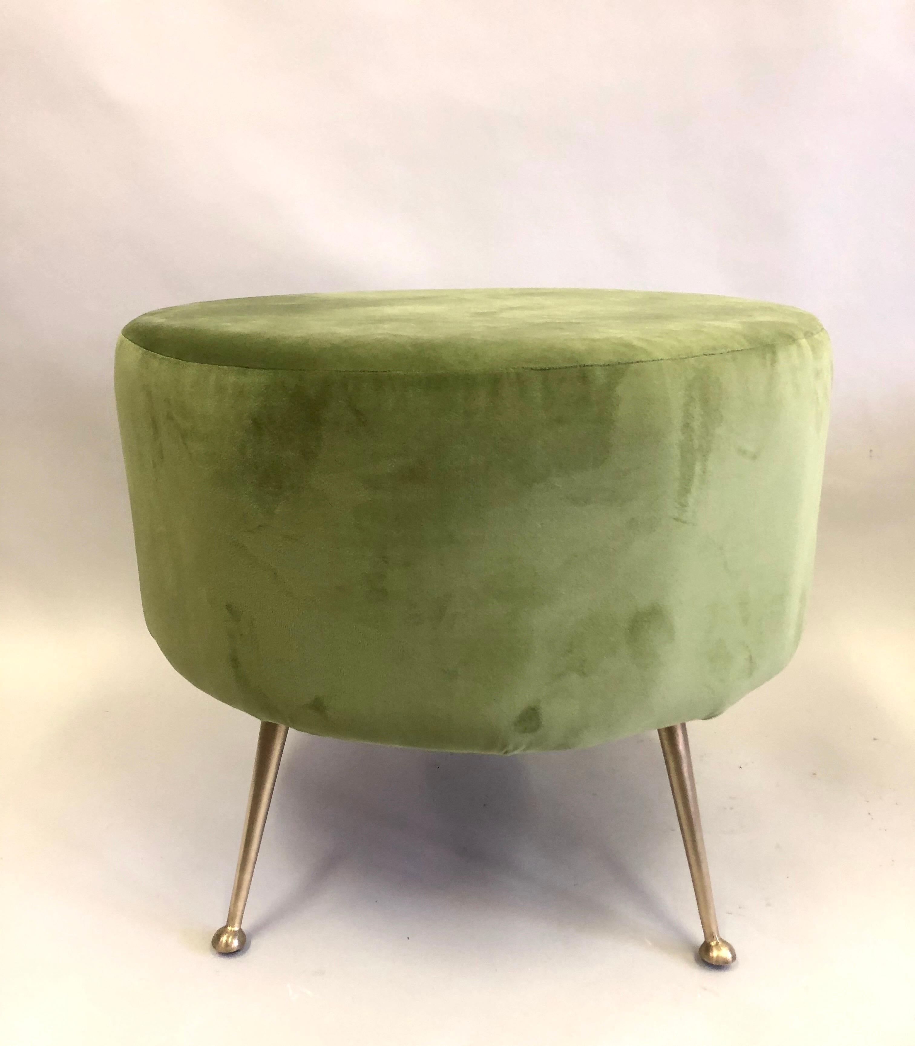 Pair Mid-Century Modern Organic / Round Stools or Benches Attr., to Marco Zanuso In Good Condition For Sale In New York, NY