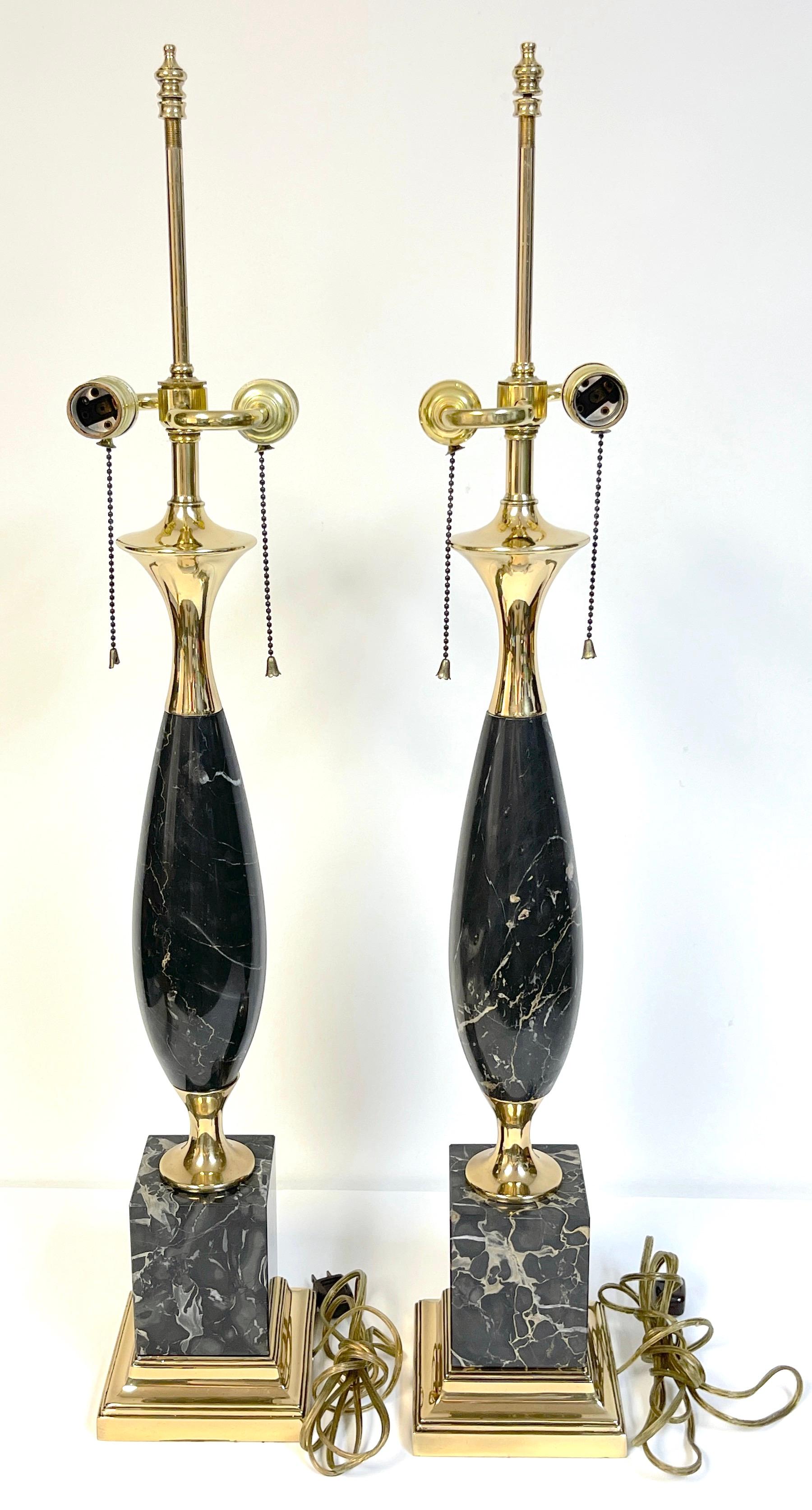 Pair of Italian Mid-Century Modern Sleek Black Marble & Brass Lamps 6