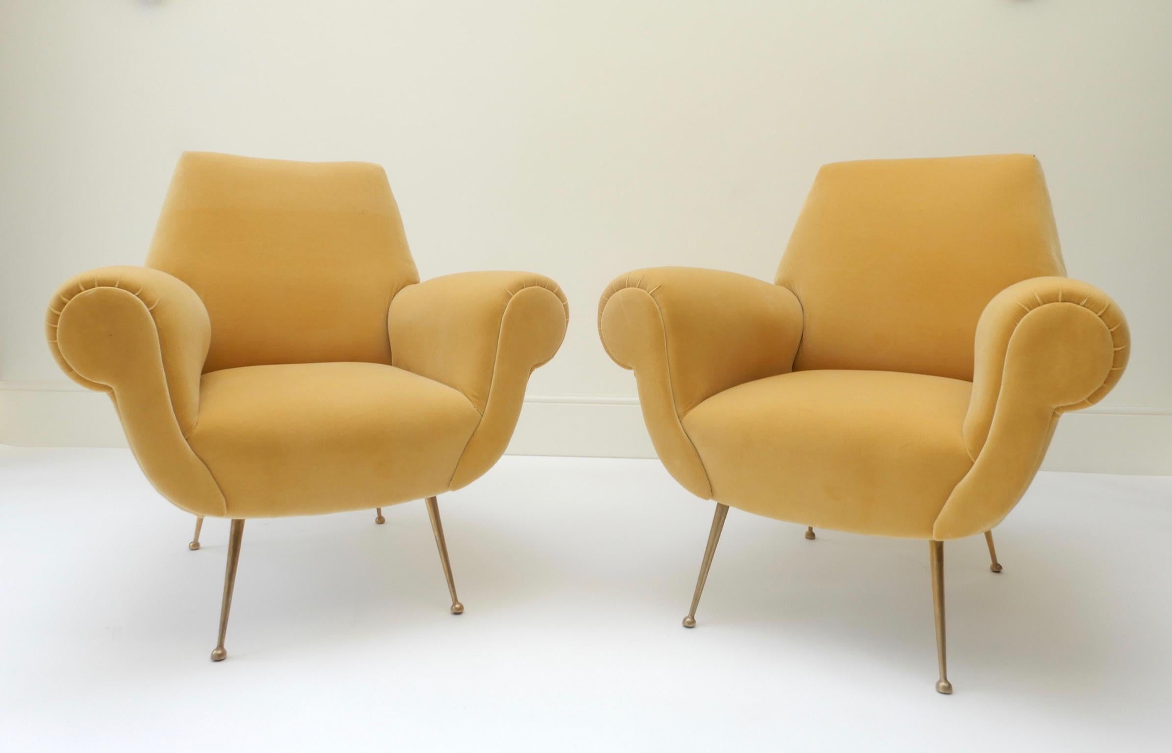 Contemporary Pair of Italian Mid-Century Modern Style Armchairs in Yellow Velvet