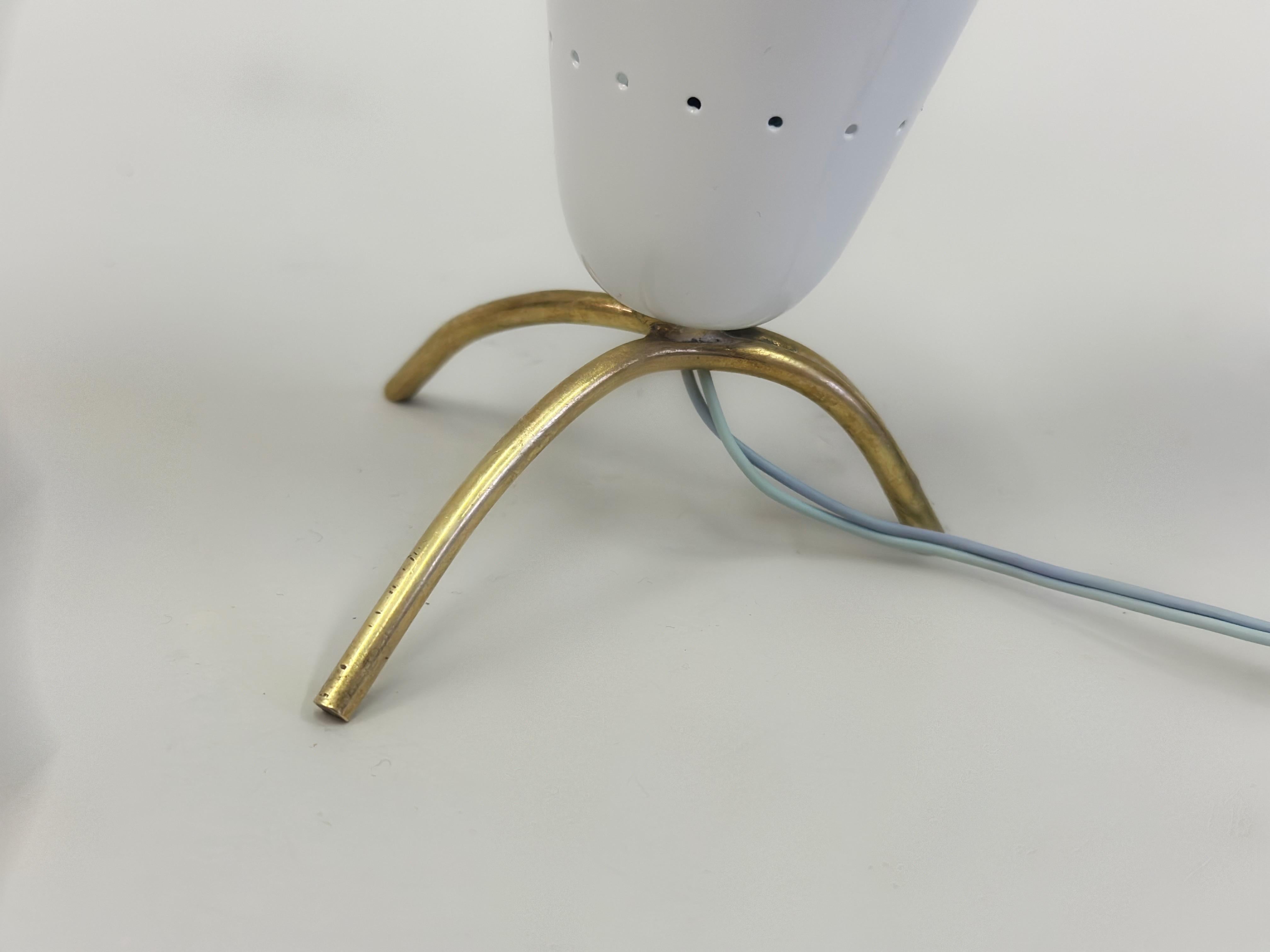 Paire de lampes de bureau italiennes mi-siècle moderne, attribuées à Gino Sarfatti for Arteluce en vente 2