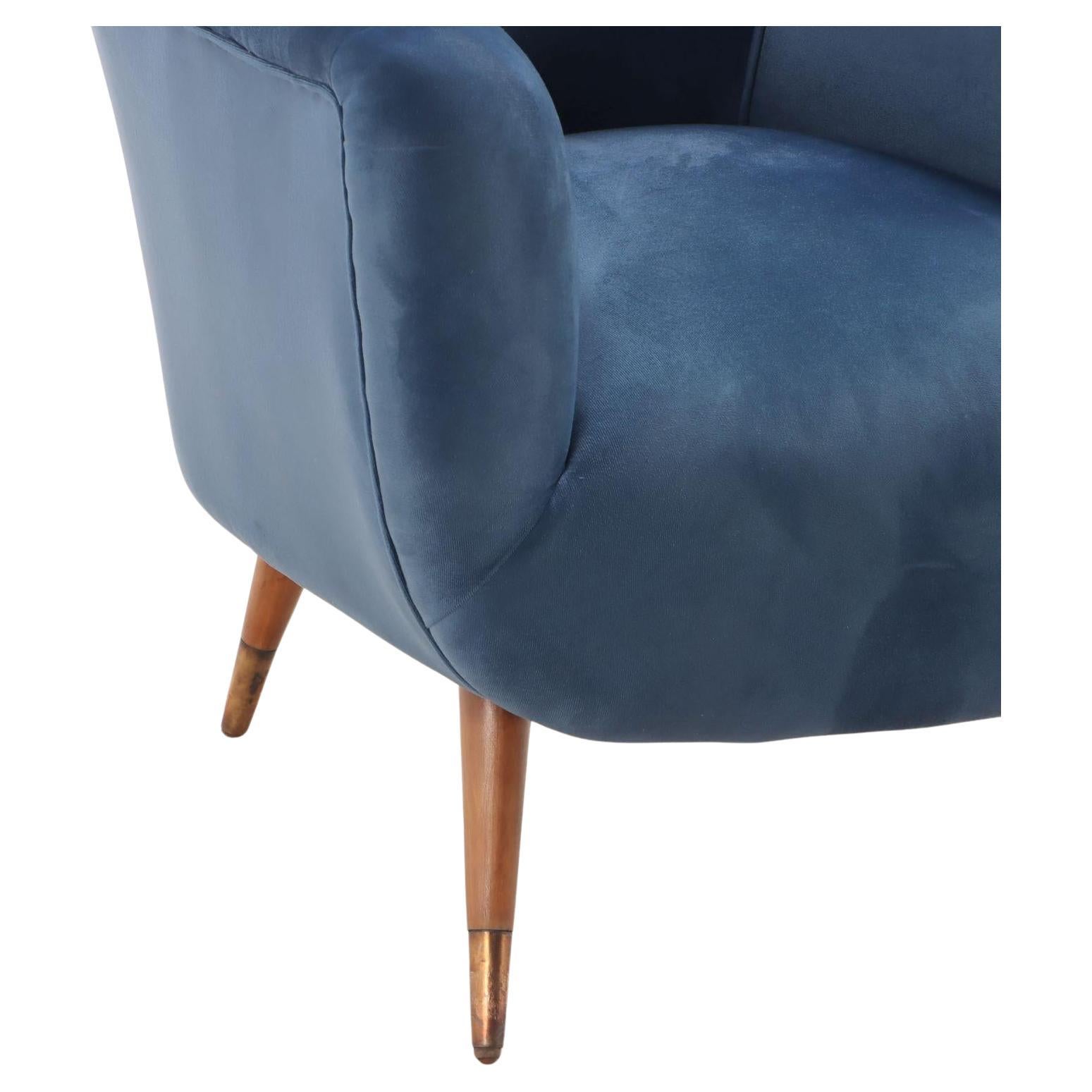 20th Century Pair Of Italian Mid-Century Modern Upholstered Club Chairs For Sale