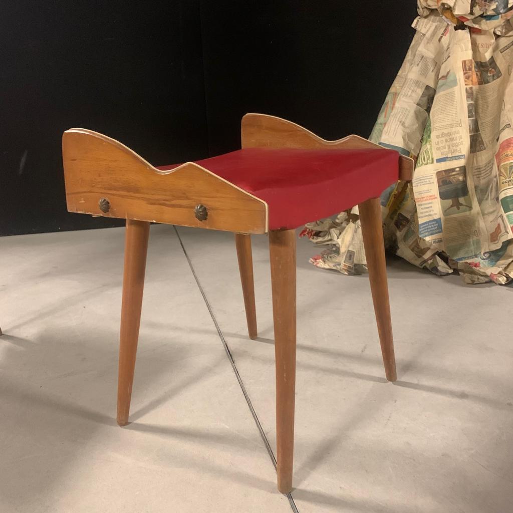 Upholstery Pair of Italian Mid-Century Modern Wood Benches / Stools Attributed to Gio Ponti For Sale