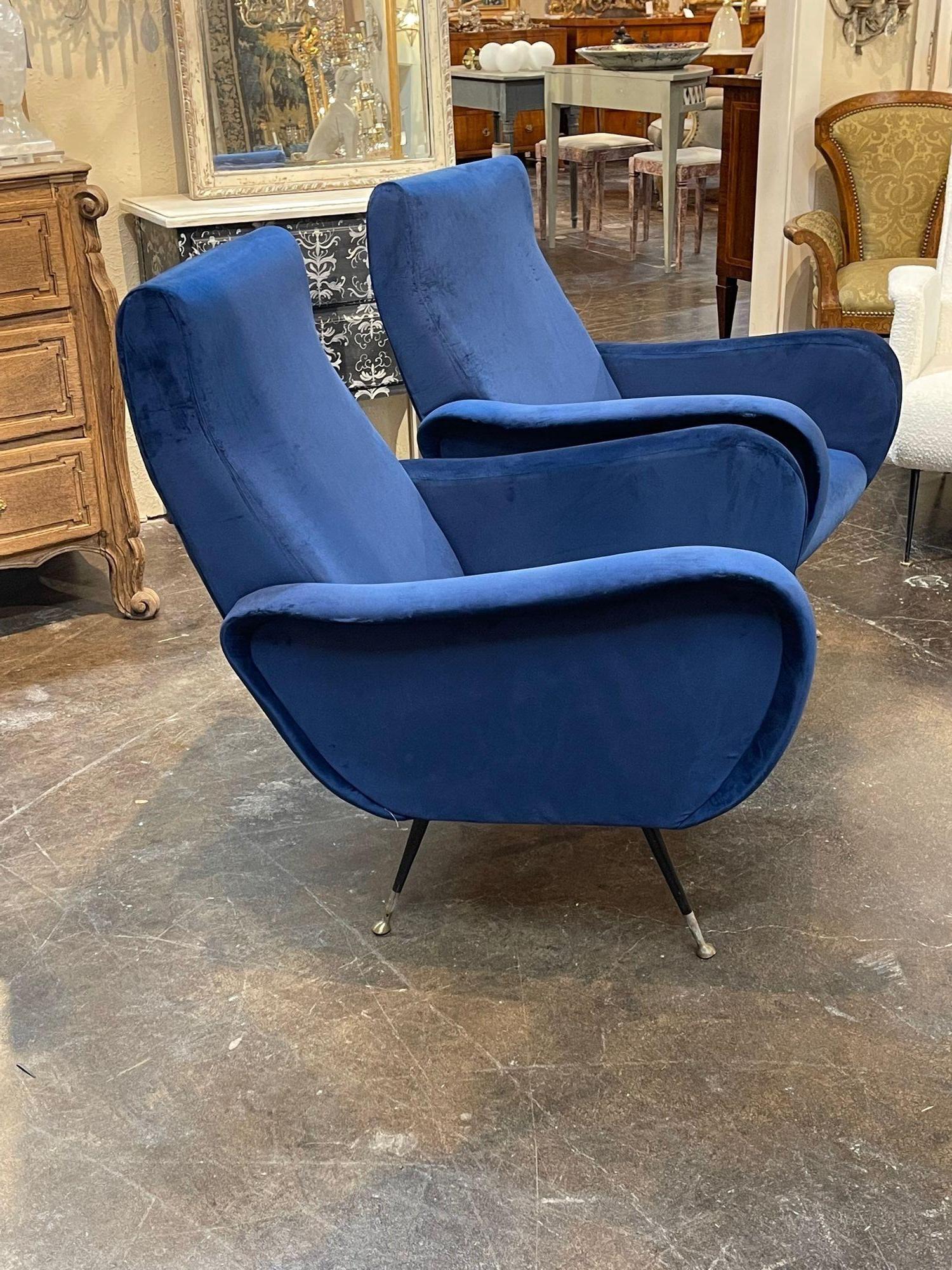 Mid-Century Modern Paire de chaises italiennes du milieu du siècle, style Gio Ponti, marine en vente