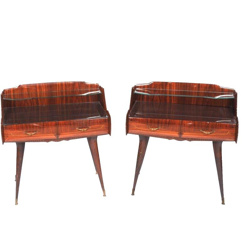 Pair of Italian Mid Century Nightstands in the Style of Paolo Buffa, circa 1950s For Sale 4