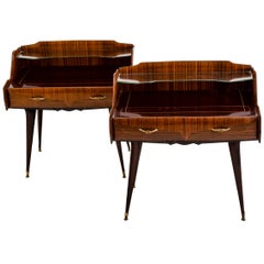 Retro Pair of Italian Midcentury Nightstands in the Style of Paolo Buffa, circa 1950s