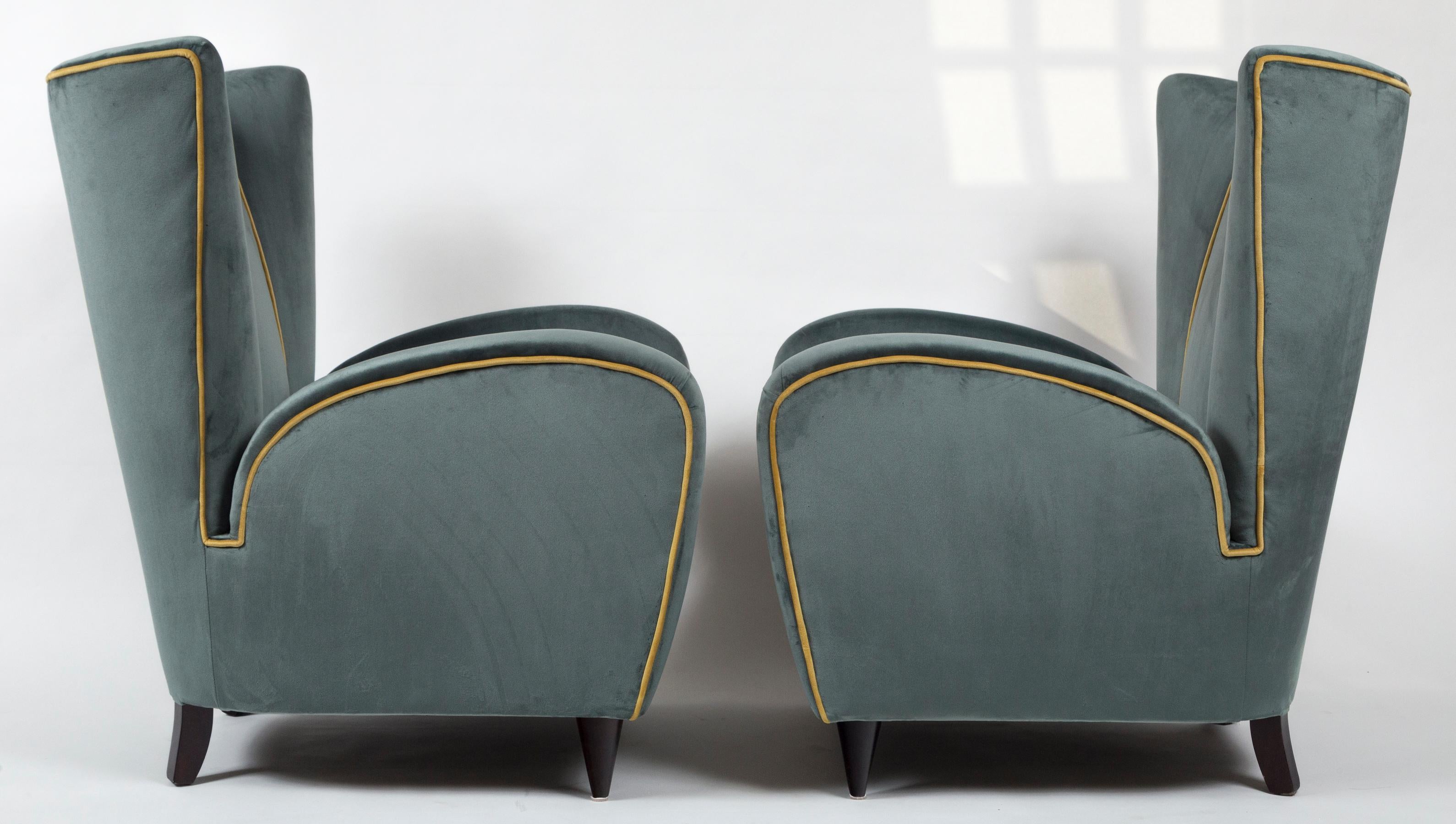 Upholstery Pair of Italian Mid Century Paolo Buffa Lounge Chairs 