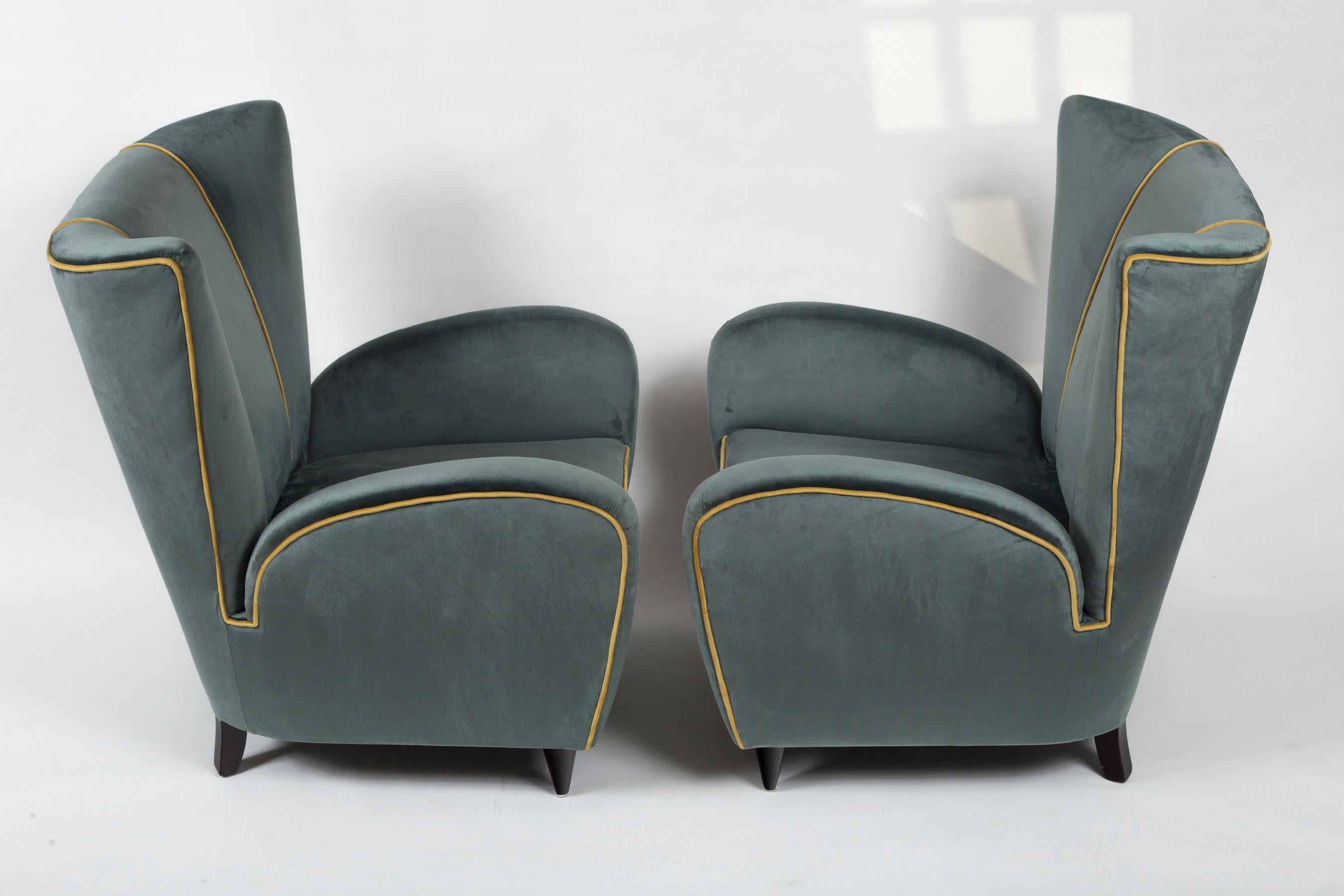 Pair of Italian Mid Century Paolo Buffa Lounge Chairs  1