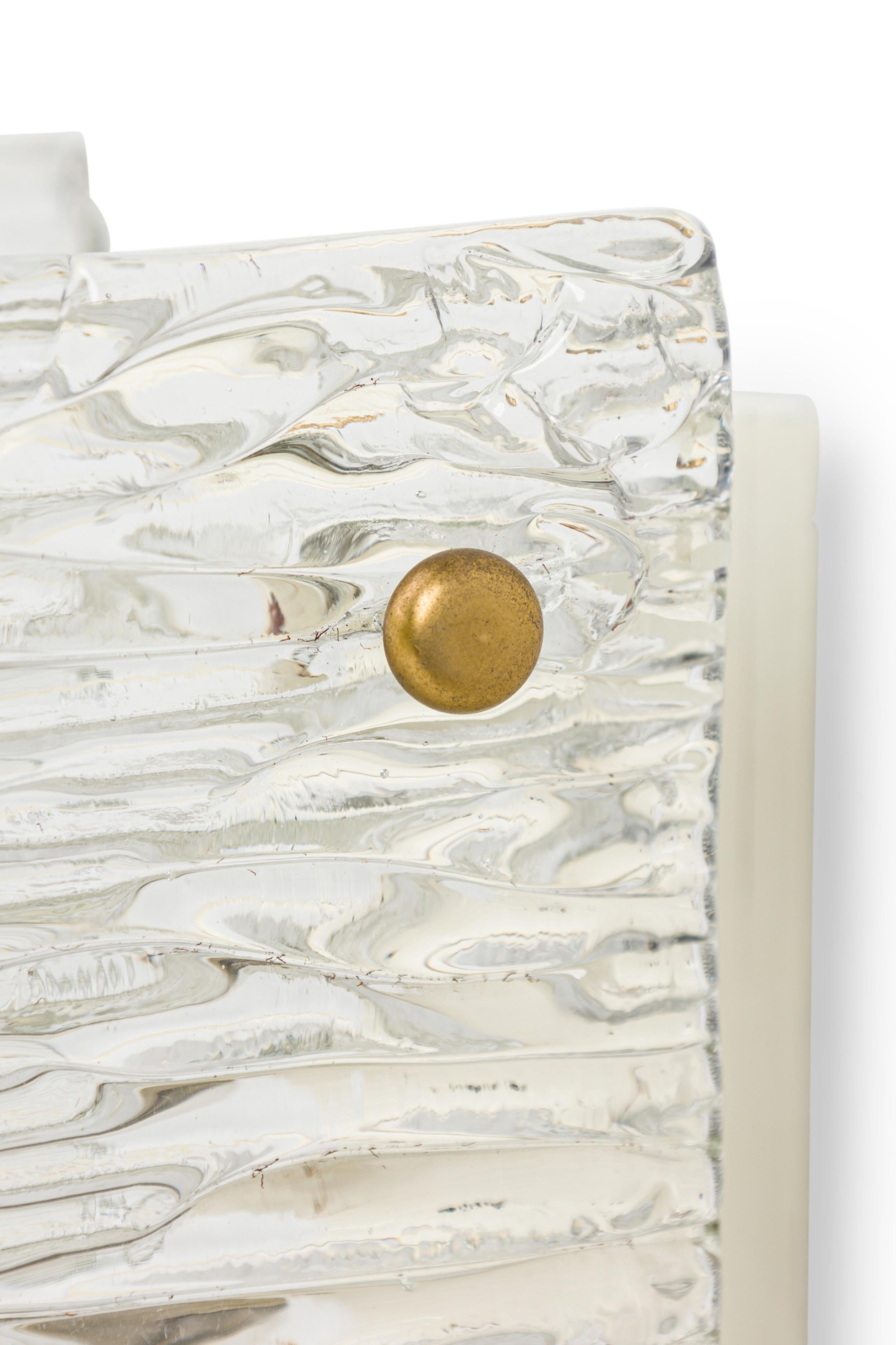 Pair of Italian Mid-Century Rectangle Textured Murano Glass Wall Sconce In Good Condition For Sale In New York, NY
