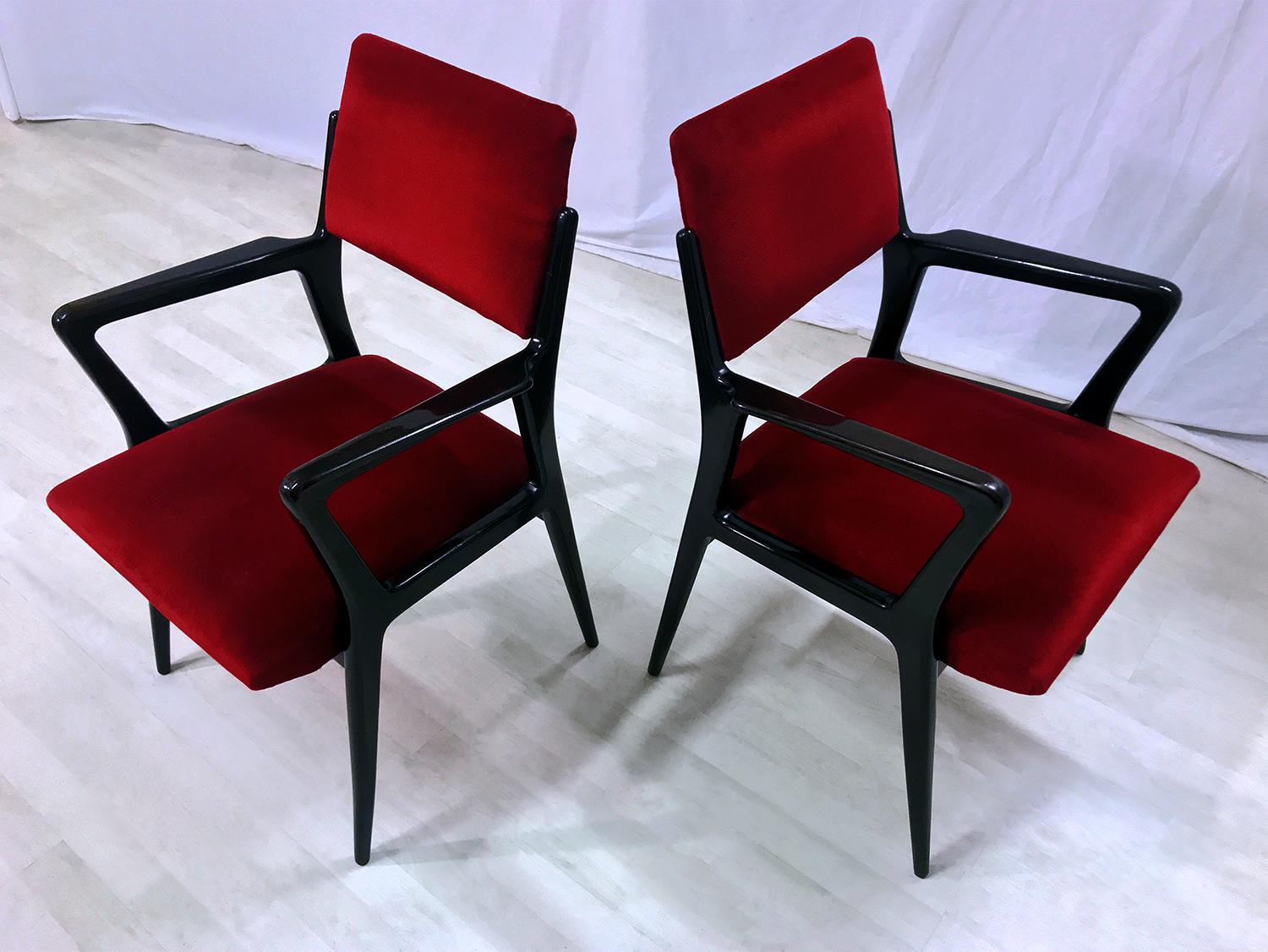 20th Century Pair of Italian Mid-Century Scarlet Red Velvet Armchairs, 1950s For Sale