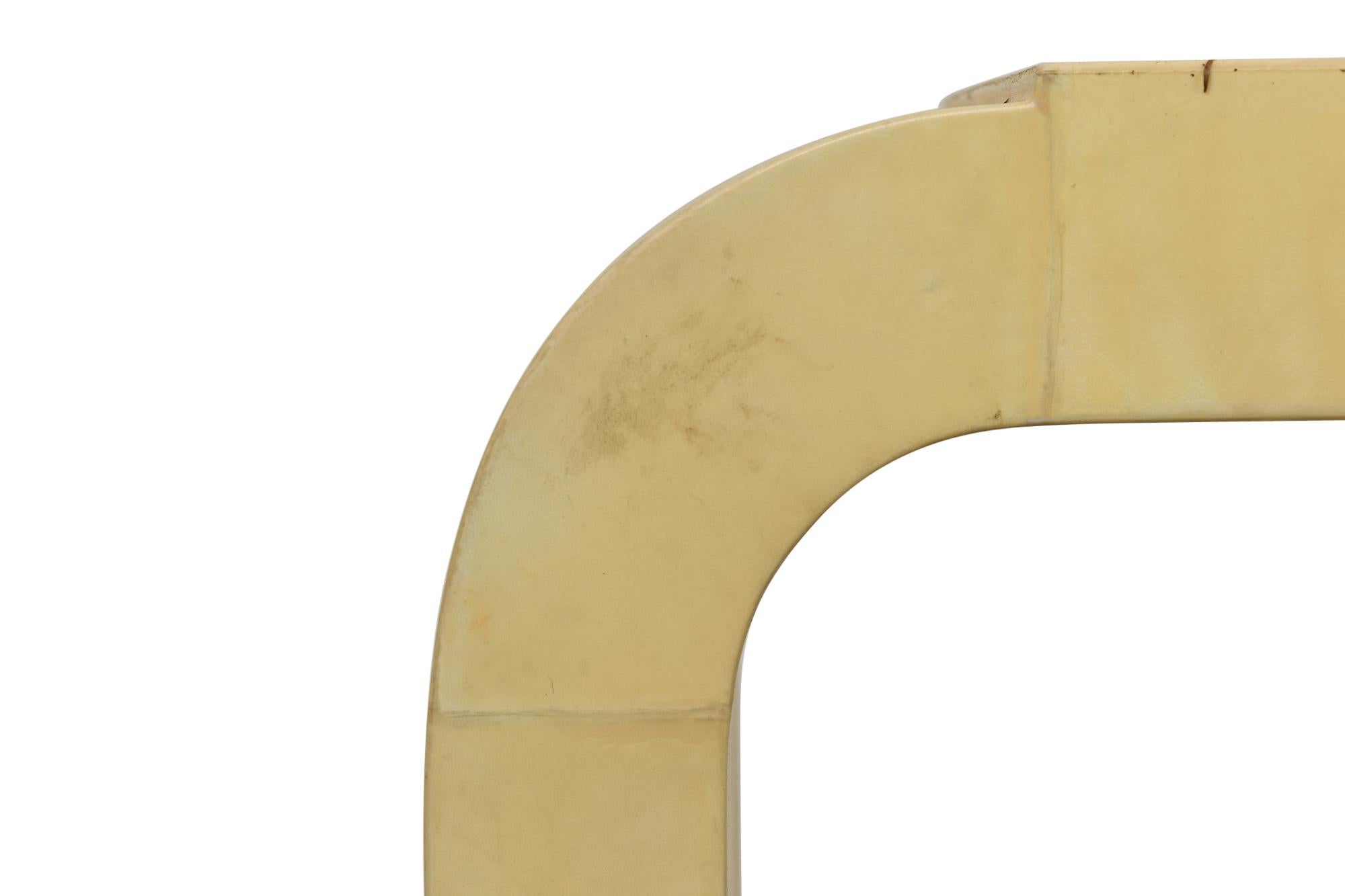 Paar italienische Konsolentische aus Pergament im Mid-Century-Stil im Angebot 3