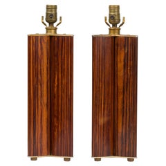 Paire de lampes de table italiennes du milieu du siècle dernier en forme de triquetra en bois de rose