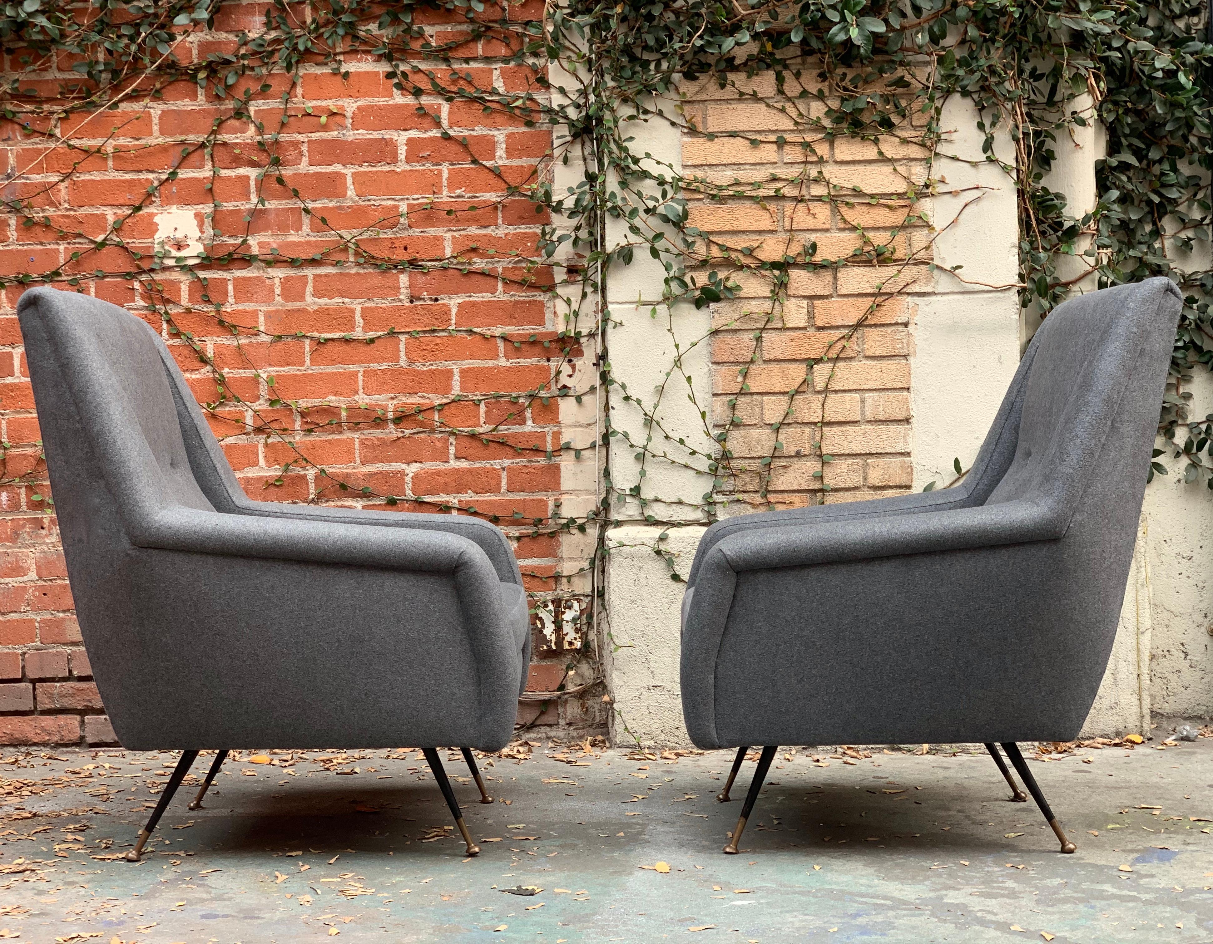 Pair of Italian Midcentury Tufted Chairs by Ico Parisi in Grey Flannel For Sale 2