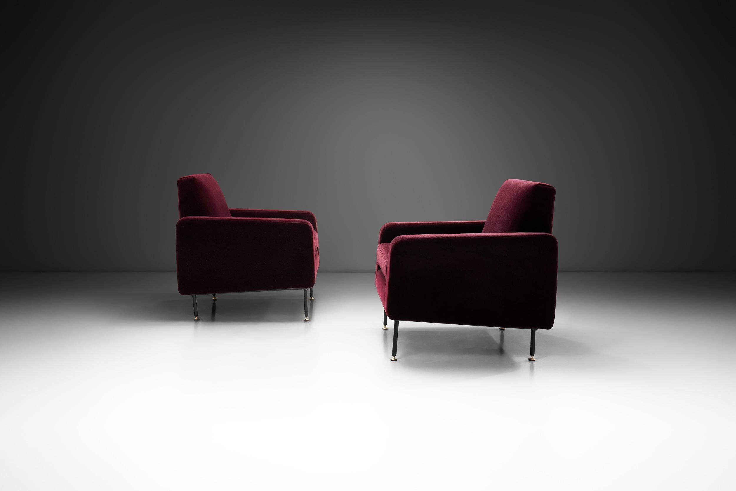 Mid-20th Century Pair of Italian Mid-Century Upholstered Armchairs, Italy 1960s For Sale
