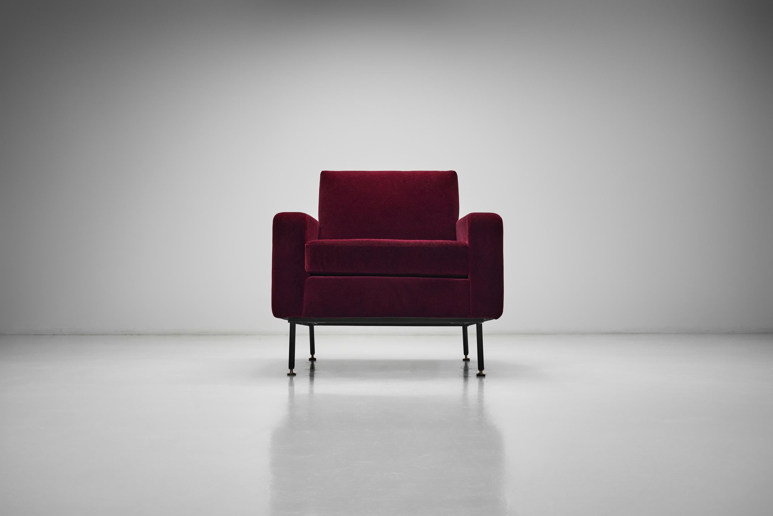 Fabric Pair of Italian Mid-Century Upholstered Armchairs, Italy 1960s For Sale