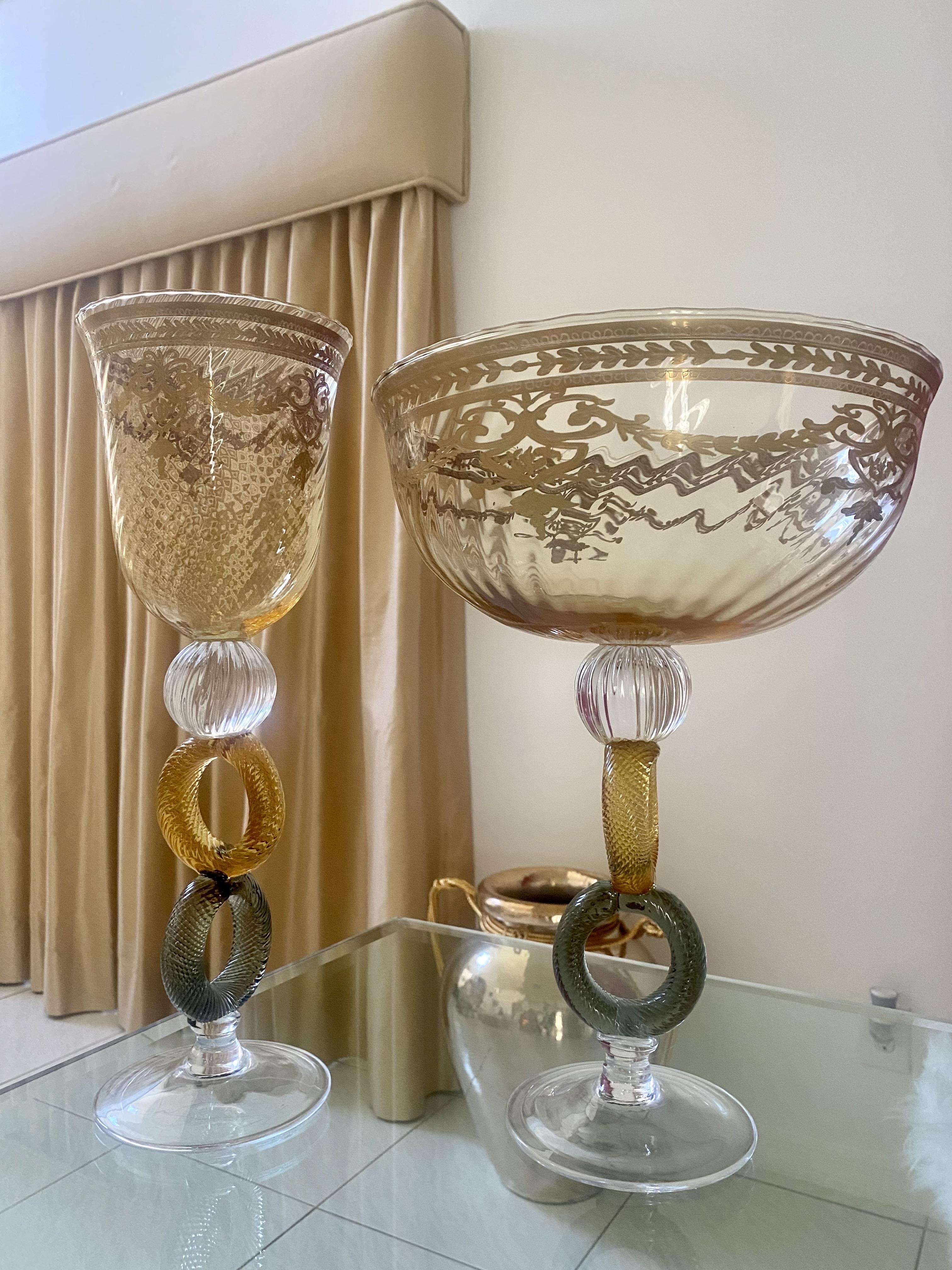 Pair of Italian Mid-Century Venetian Glass Art with Gold Trim For Sale 12