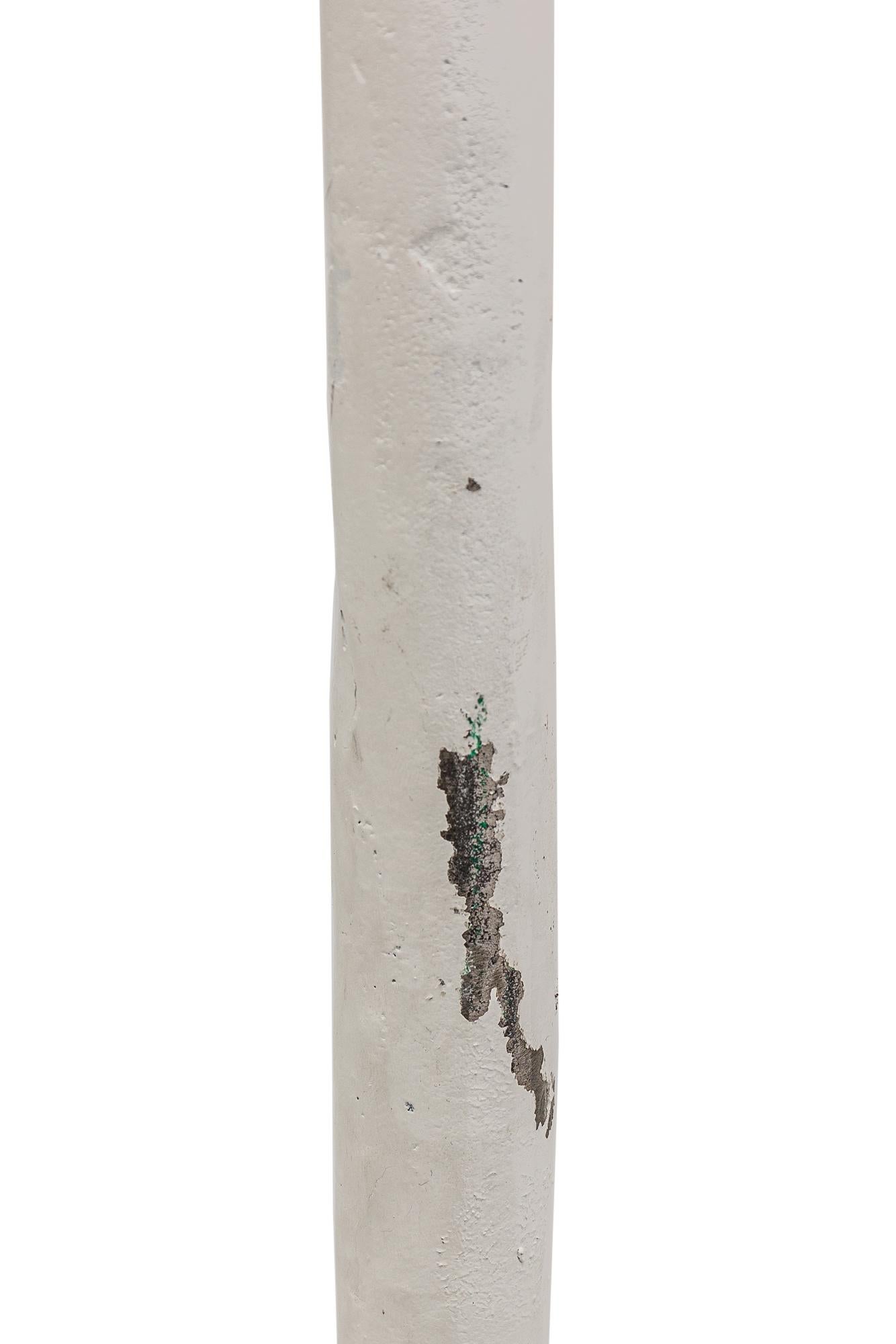 Pair of Italian Mid-Century White Painted Turned Post Floor Lamps (manner of Gia For Sale 4