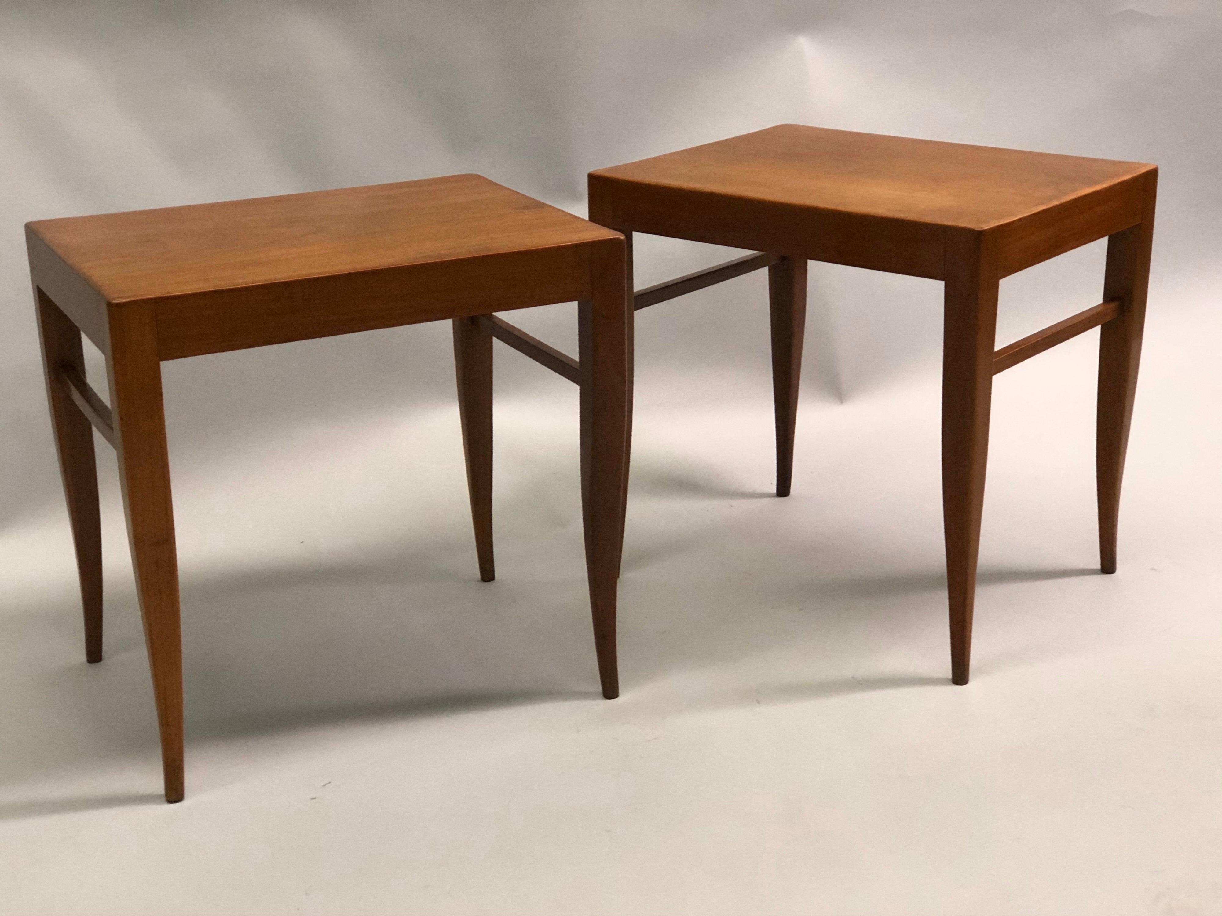 Hand-Crafted Pair of Italian Modern Craftsman Carved Cherry Wood Benches, Gio Ponti, c. 1954 For Sale