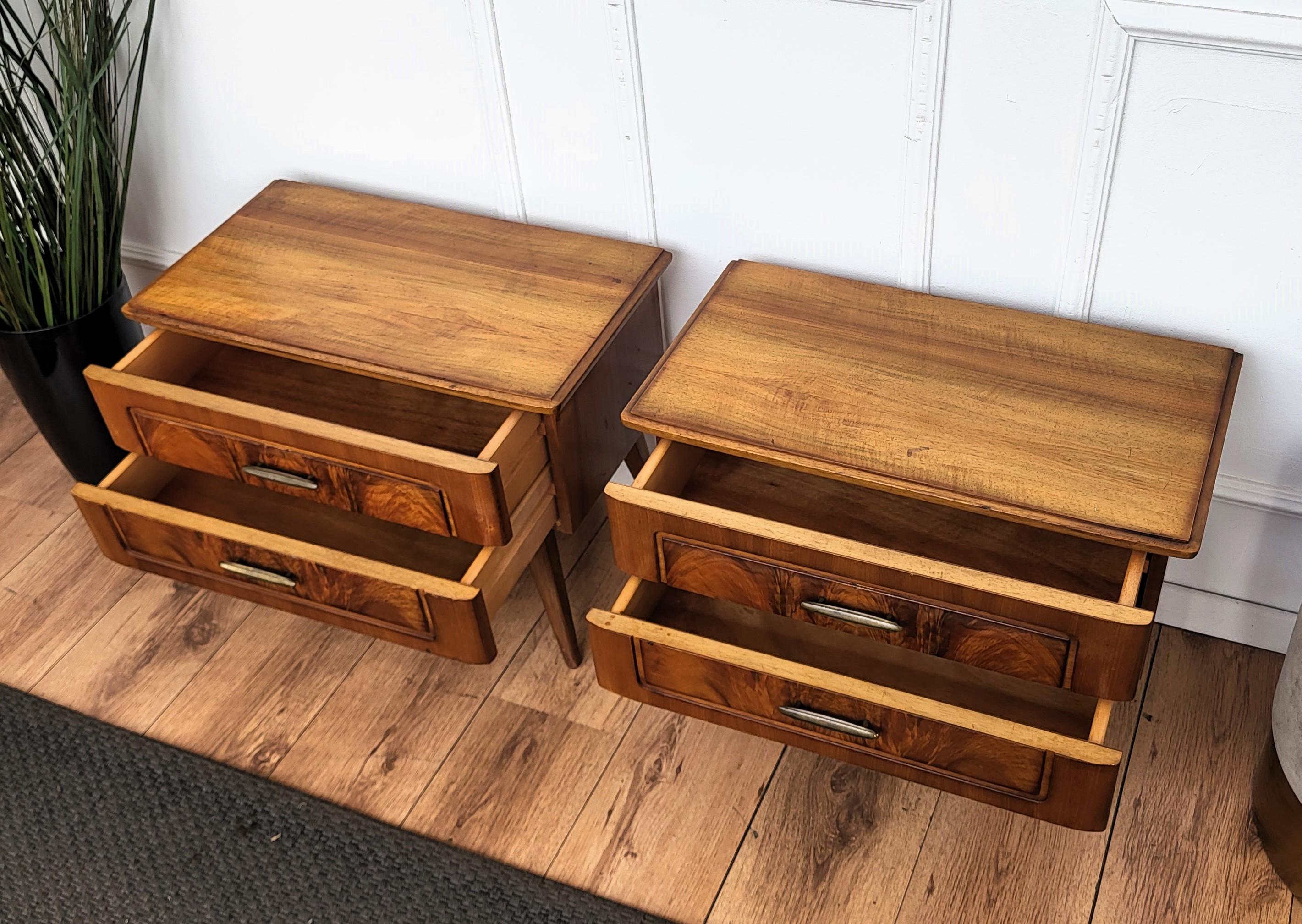 Pair of Italian Mid-Century Wood Night Stands Bedside Tables For Sale 1