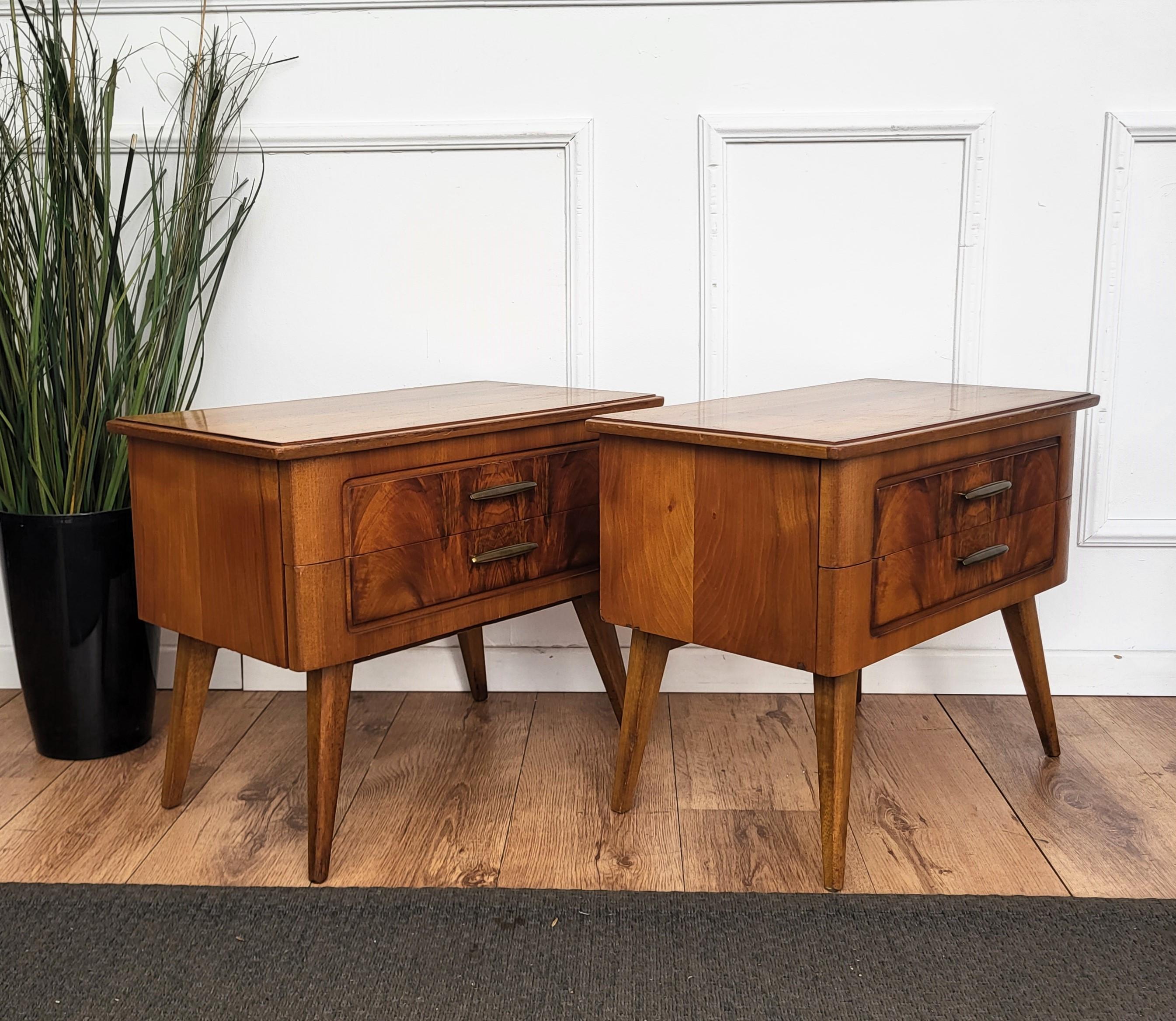 Pair of Italian Mid-Century Wood Night Stands Bedside Tables For Sale 2
