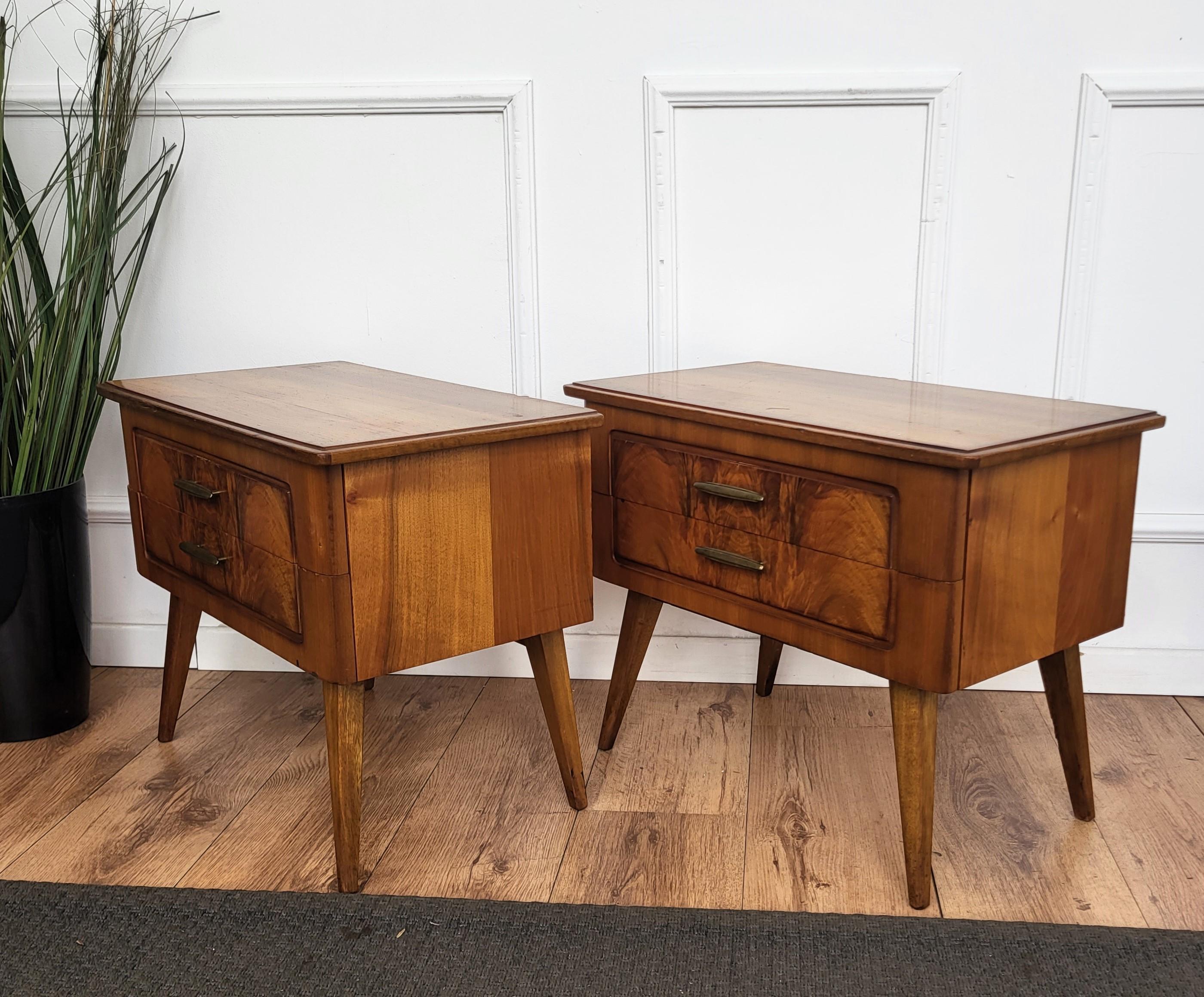 Pair of Italian Mid-Century Wood Night Stands Bedside Tables For Sale 3