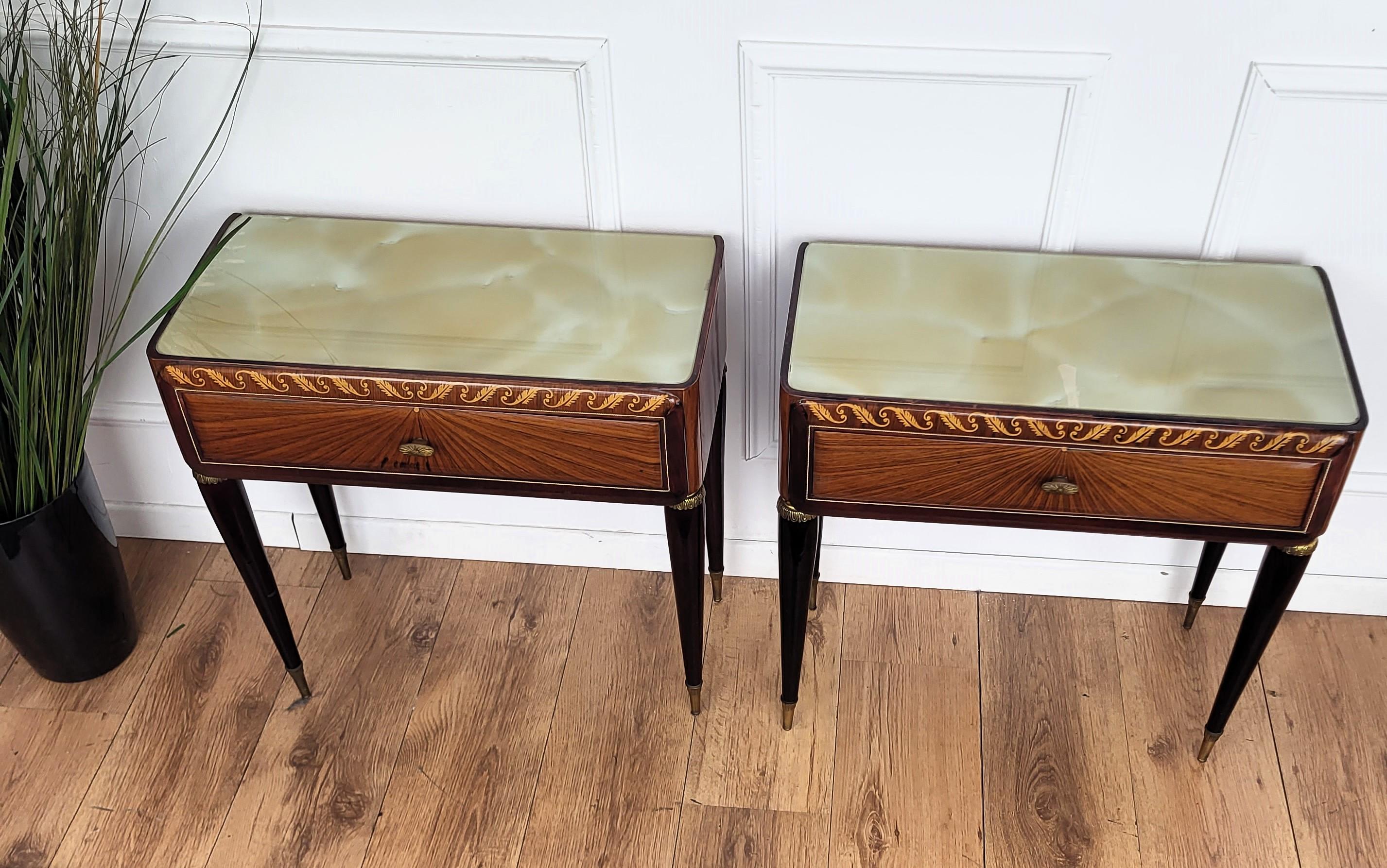Pair of Italian Midcentury Art Deco Nightstands Bedside Tables Walnut Glass Top For Sale 1