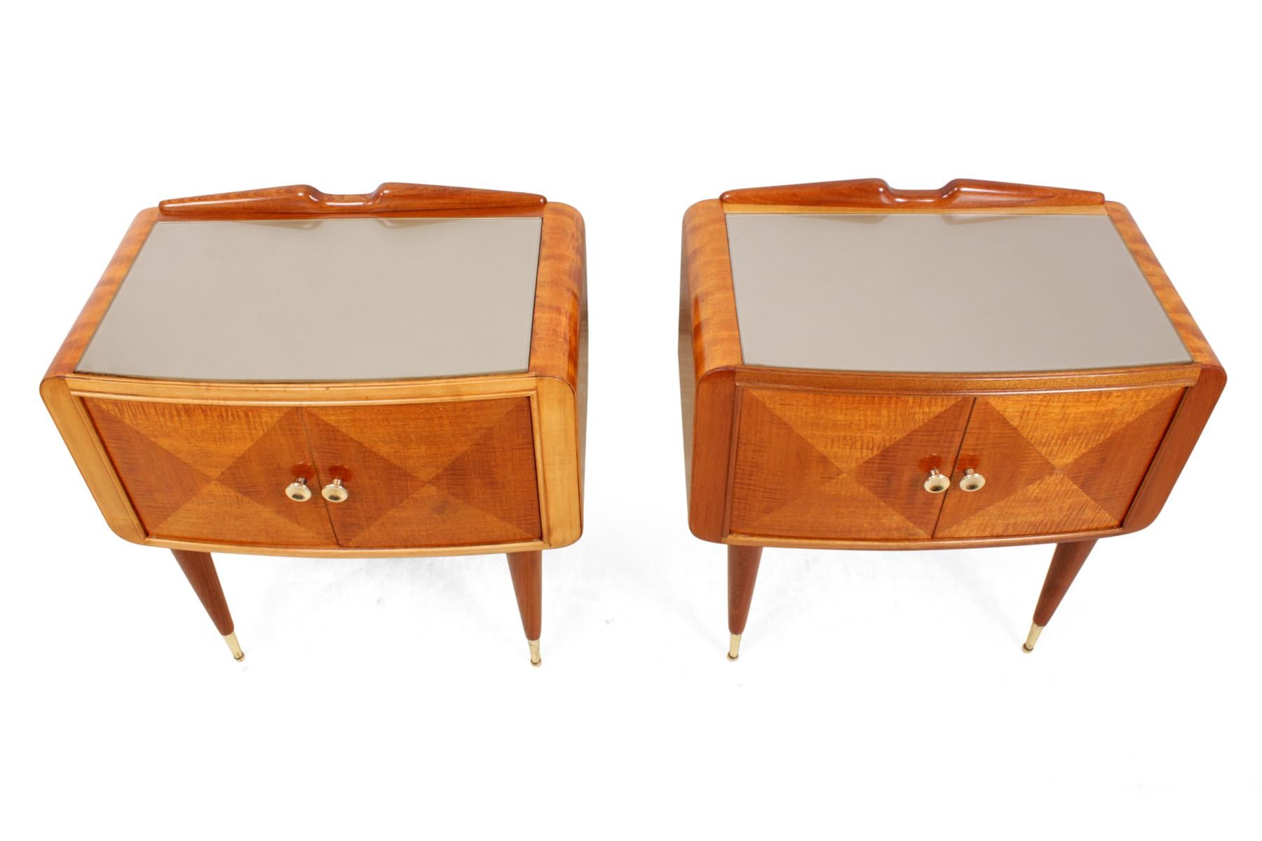 Pair of Italian Midcentury Bedside Cabinets In Good Condition In Paddock Wood, Kent