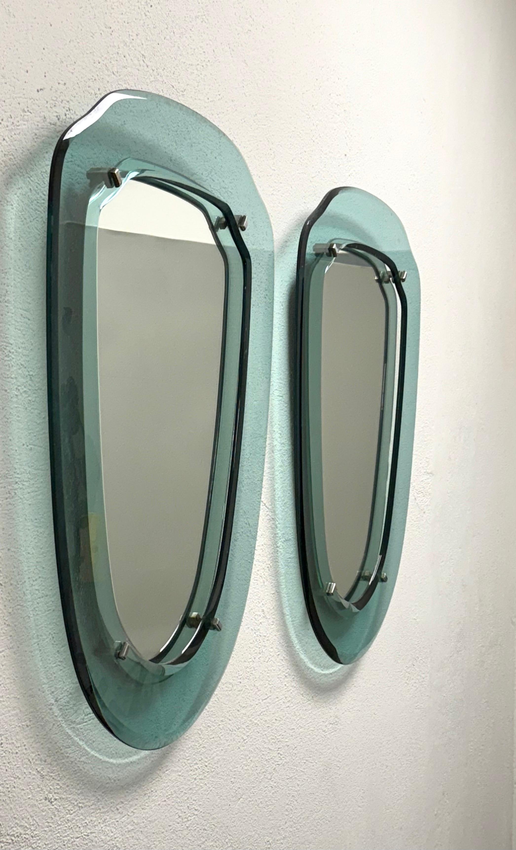 Paar italienische blau-grüne Glasspiegel aus der Mitte des Jahrhunderts, Max Ingrand & Fontana Arte (Moderne der Mitte des Jahrhunderts) im Angebot