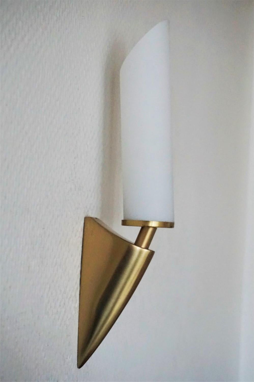 Art Deco Pair of Italian Midcentury Brushed Brass and Satin Glass Wall Sconces, 1950s For Sale