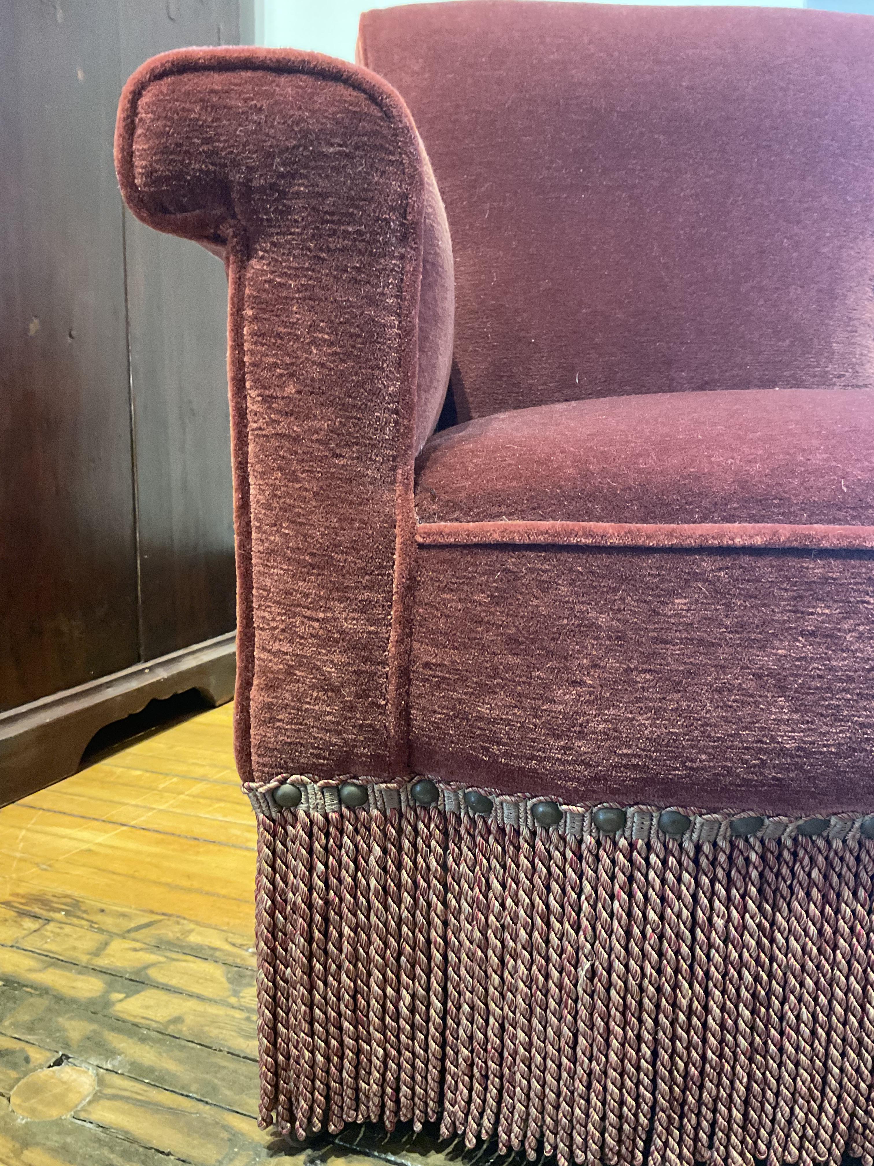 Hollywood Regency Pair of Italian Midcentury Club Chairs in Burgundy Velvet with Fringe Skirts For Sale