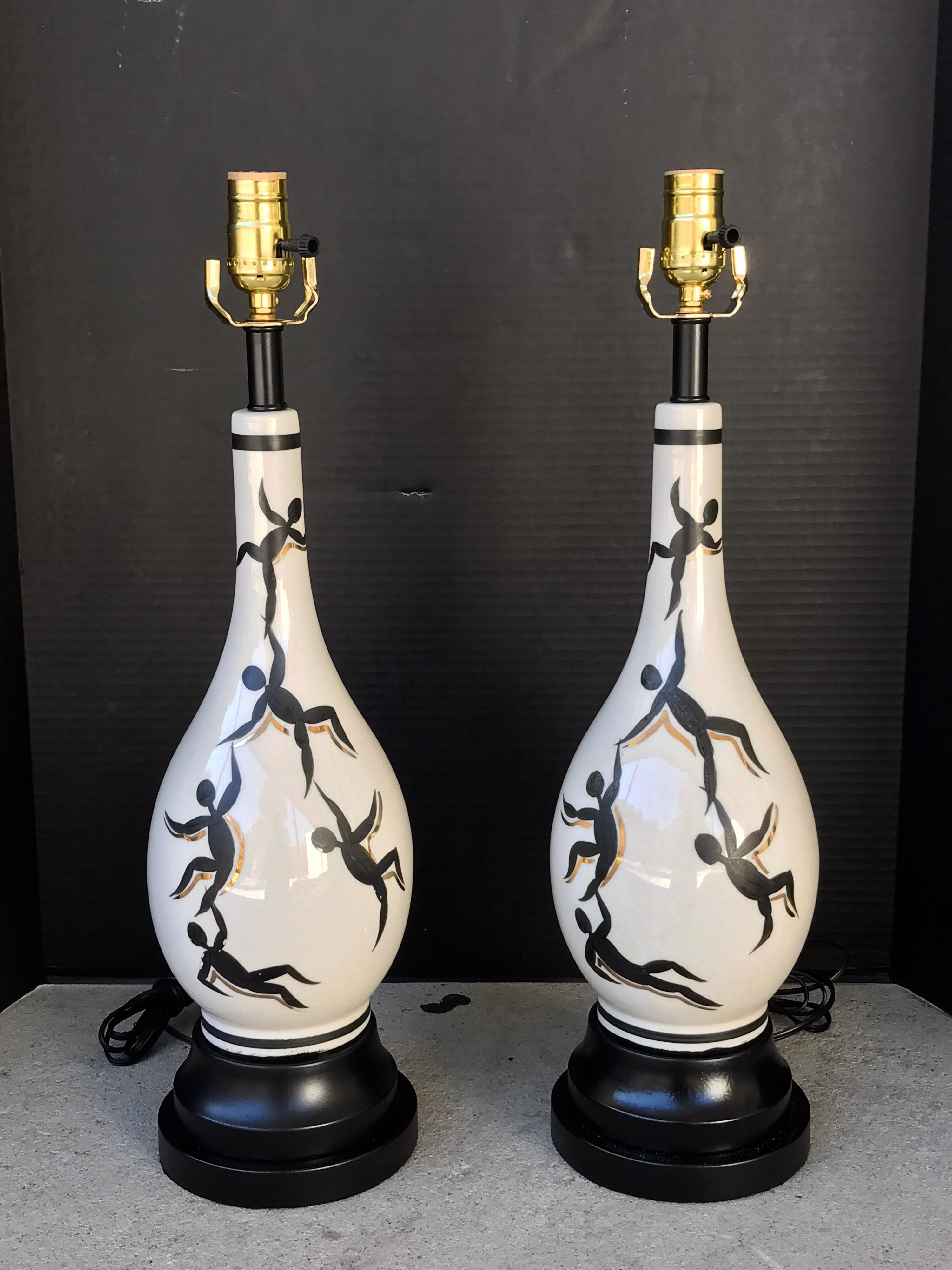 Paar italienische figurale Mid-Century-Lampen in der Art von Ernestine im Angebot 3