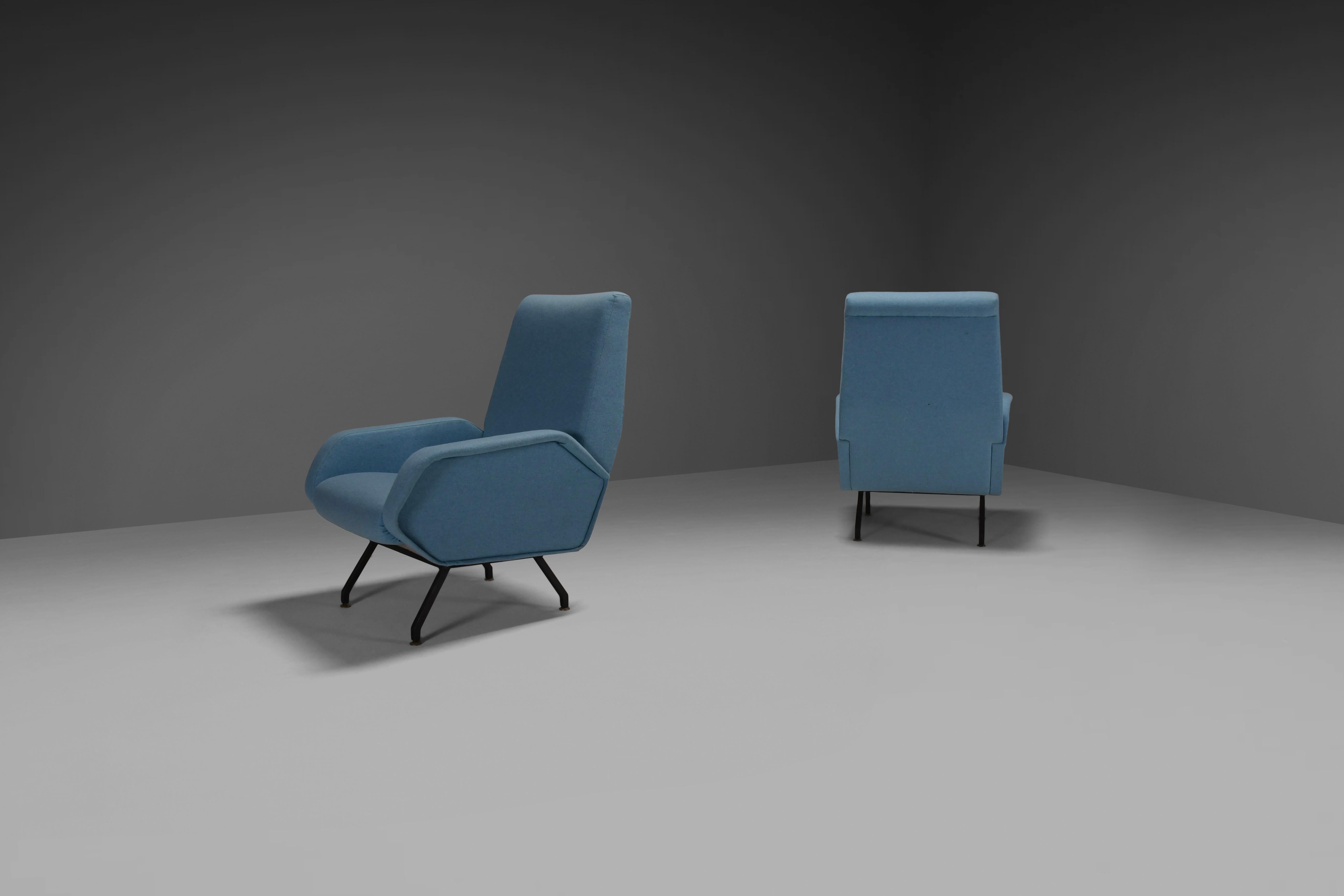 Pareja de sillones italianos de mediados de siglo estilo Marco Zanuso en Excelente estado para la venta en Echt, NL