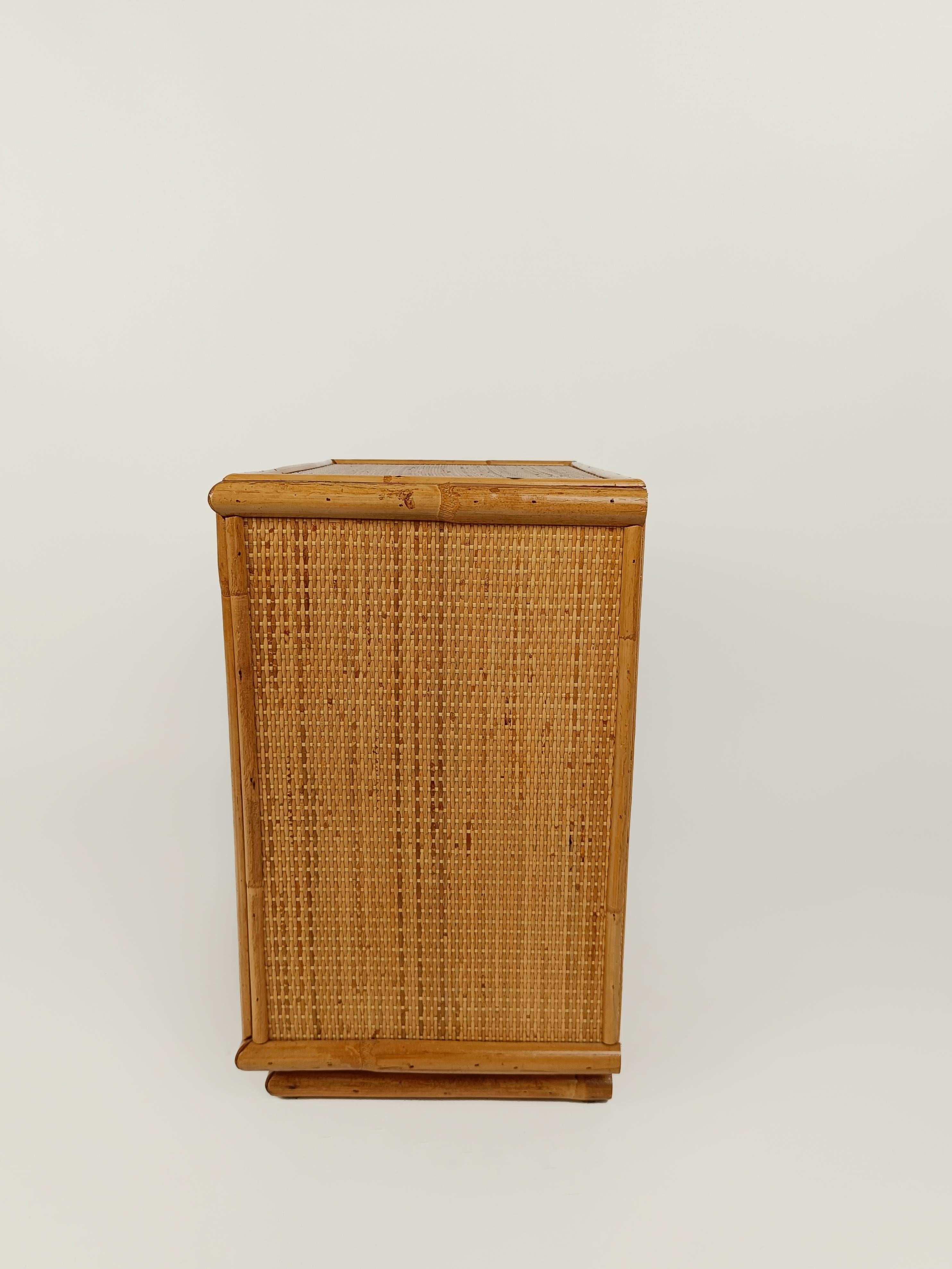 Pair of Italian MIdCentury Night Stand in Wicker Bamboo Cane and Rattan, 1970s  For Sale 1