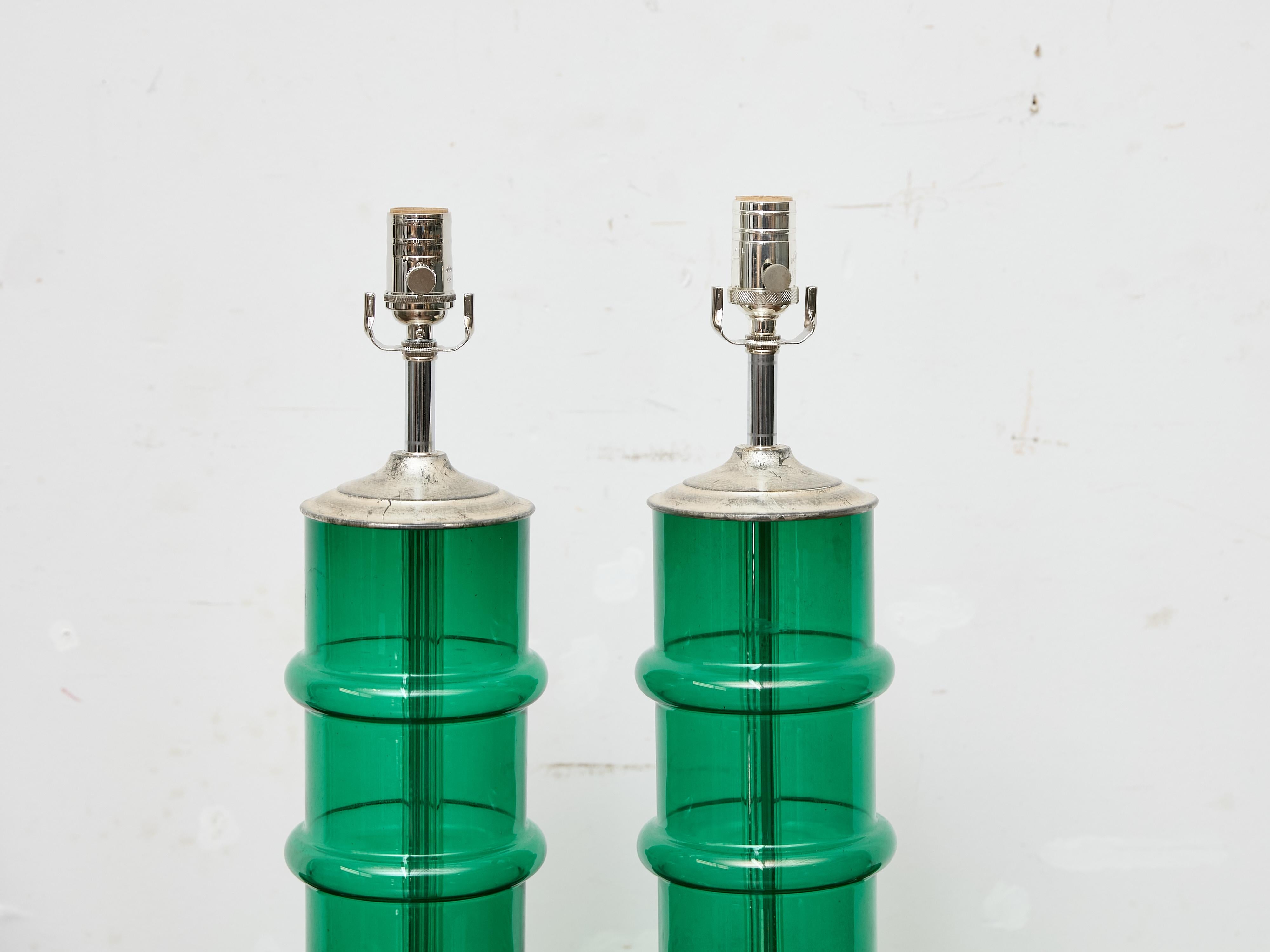 Mid-Century Modern Pair of Italian Midcentury Ribbed Green Glass Lamps with Silver Bases, US Wired For Sale