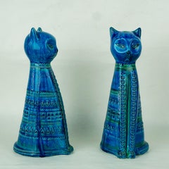 Italian Midcentury "Rimini Blu" Ceramic Cat by Aldo Londi for Bitossi