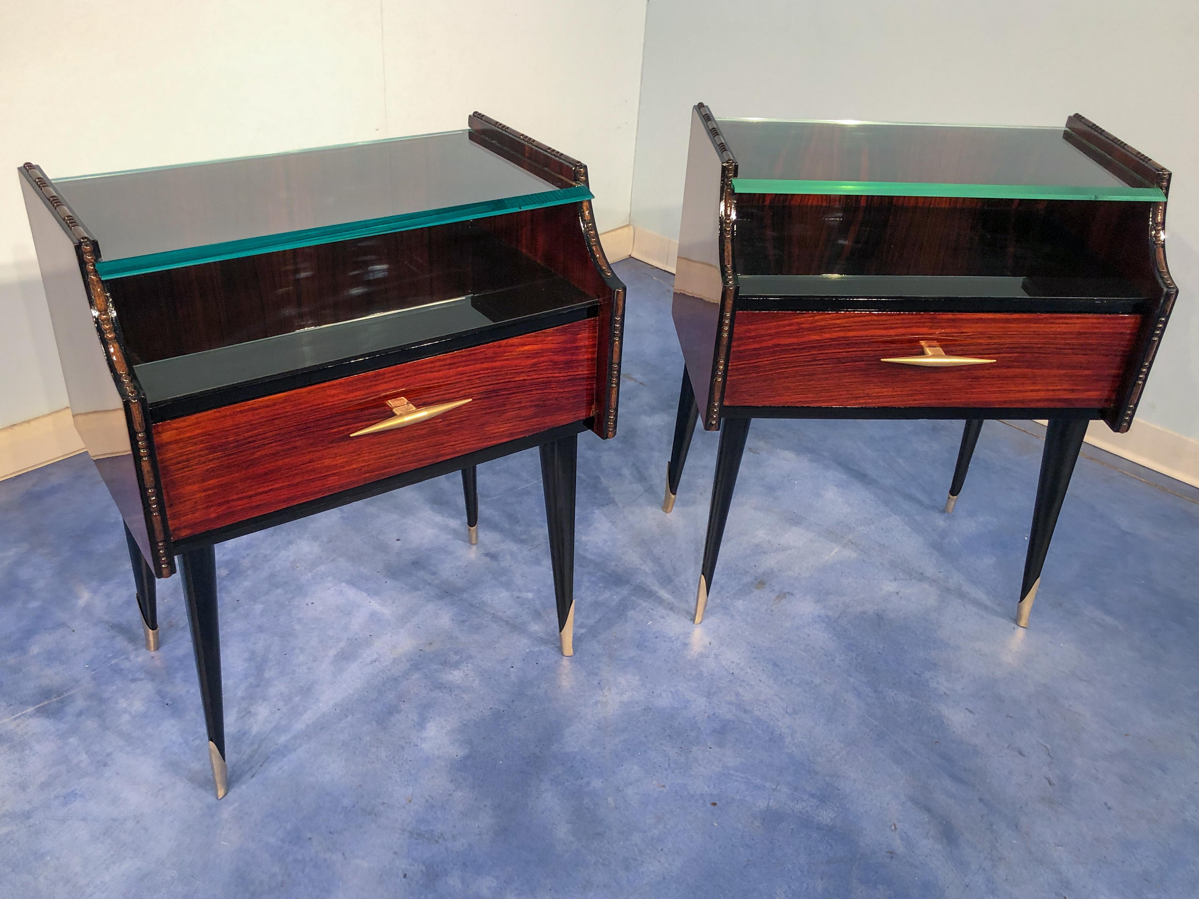 Pair of Italian Midcentury Teak Nightstands with Double Glass, 1960s In Good Condition In Traversetolo, IT