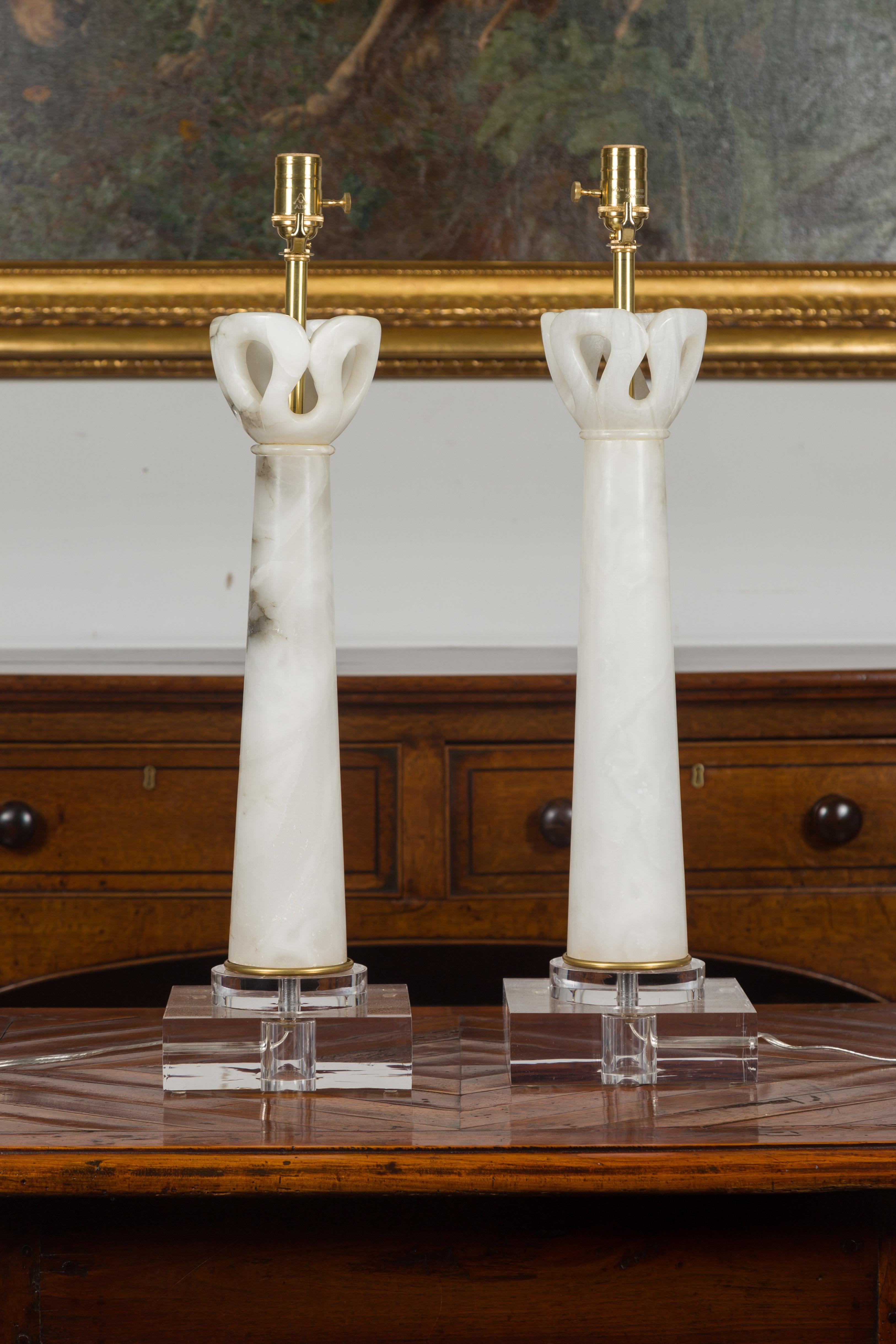 Pair of Italian Midcentury Wired Alabaster Table Lamps Mounted on Lucite Bases 2