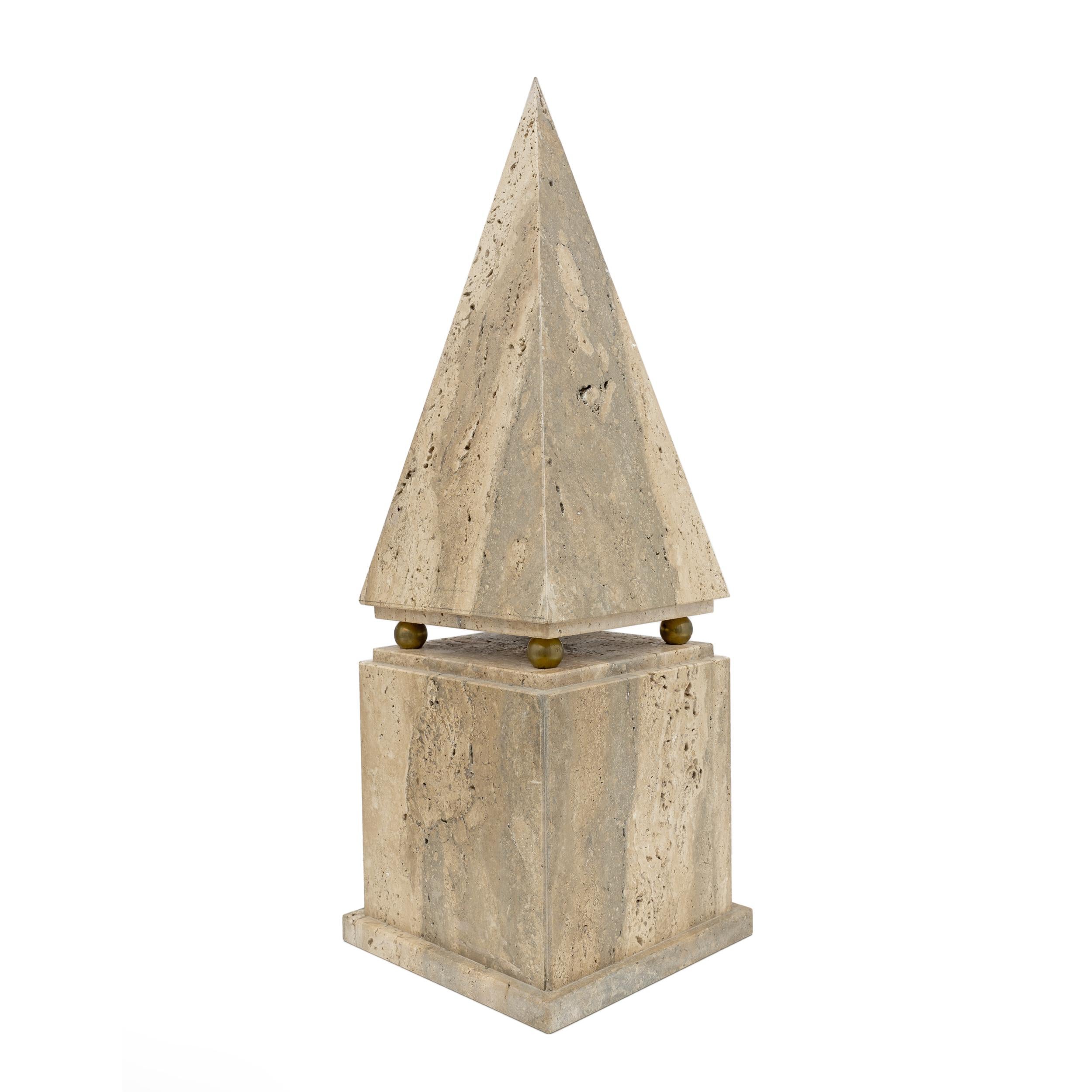 Pair of Italian Minimalist Roman Travertine Obelisk, Italy, 1970 For Sale 4