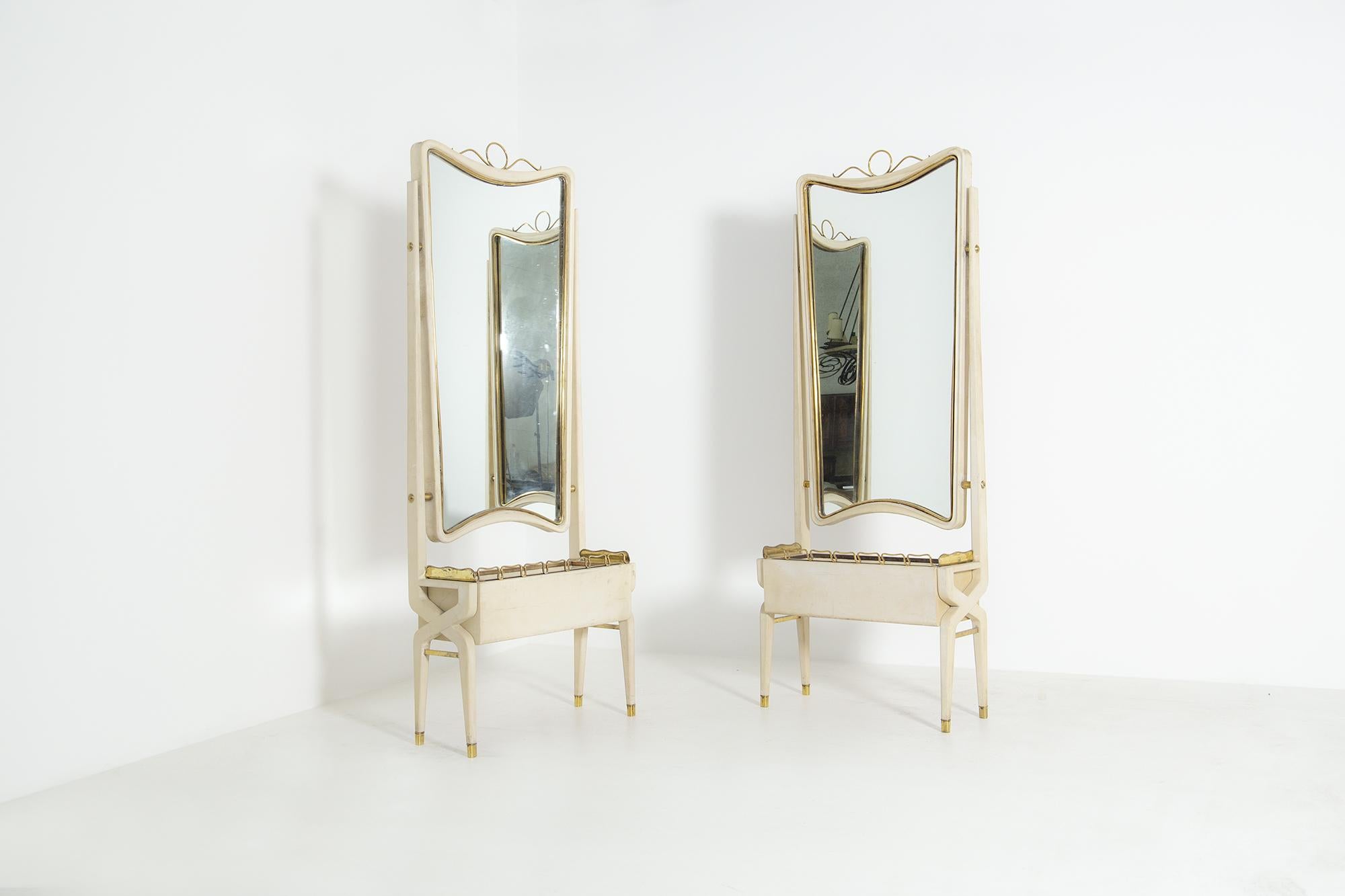 Pair of Italian Mirror Attributed to Pietro Lingeri, Brass and White Wood, 1940 6