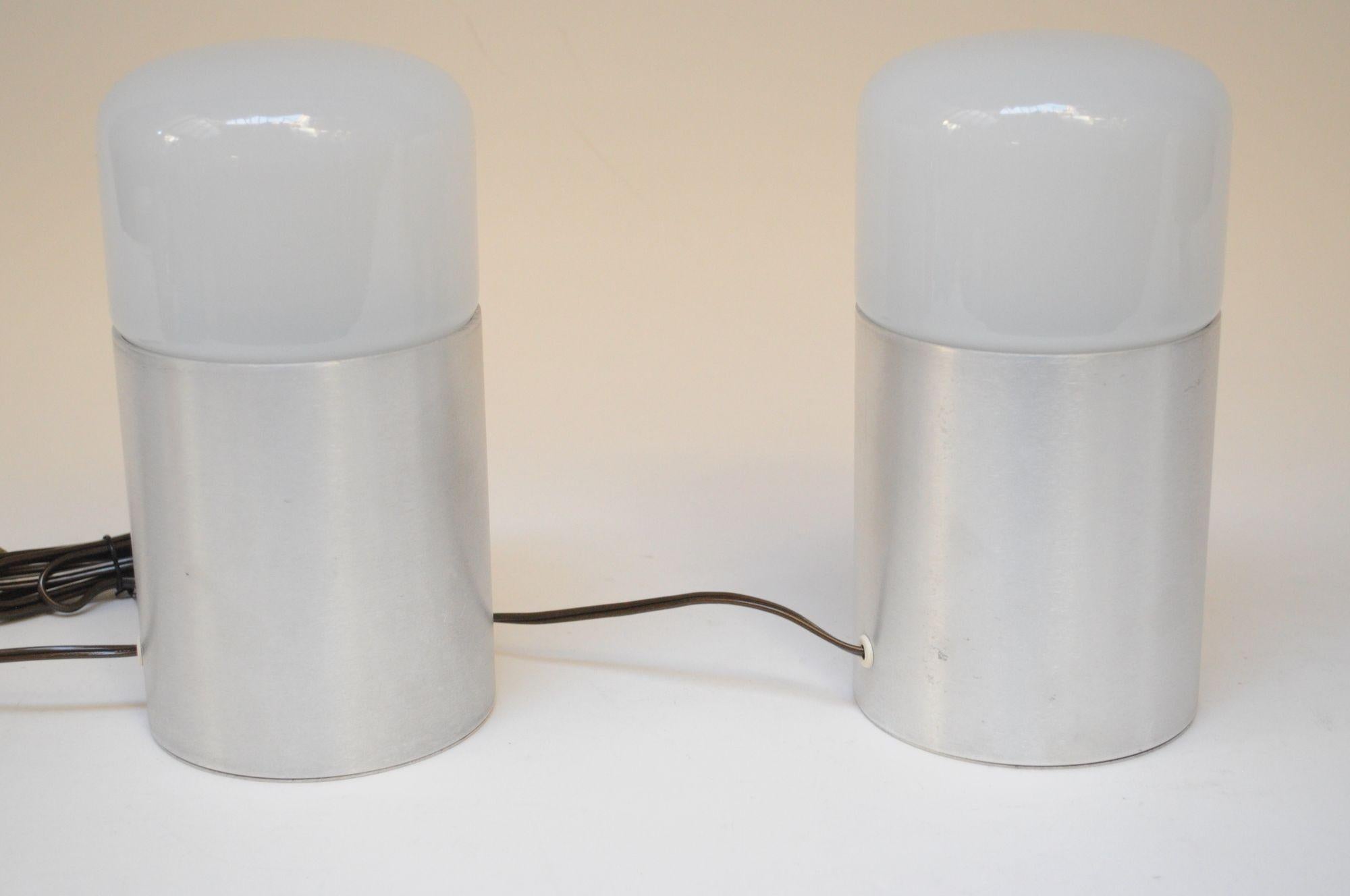 Mid-Century Modern Pair of Italian Modern Bedside/Table Lamps in Opaline Glass and Brushed Aluminum For Sale