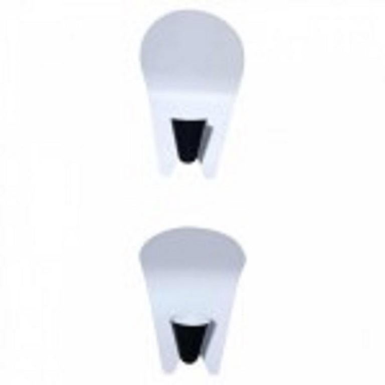 Mid-Century Modern Paire de lampes murales/réflecteurs émaillés noirs et blancs, appliques, de style The Moderns en vente