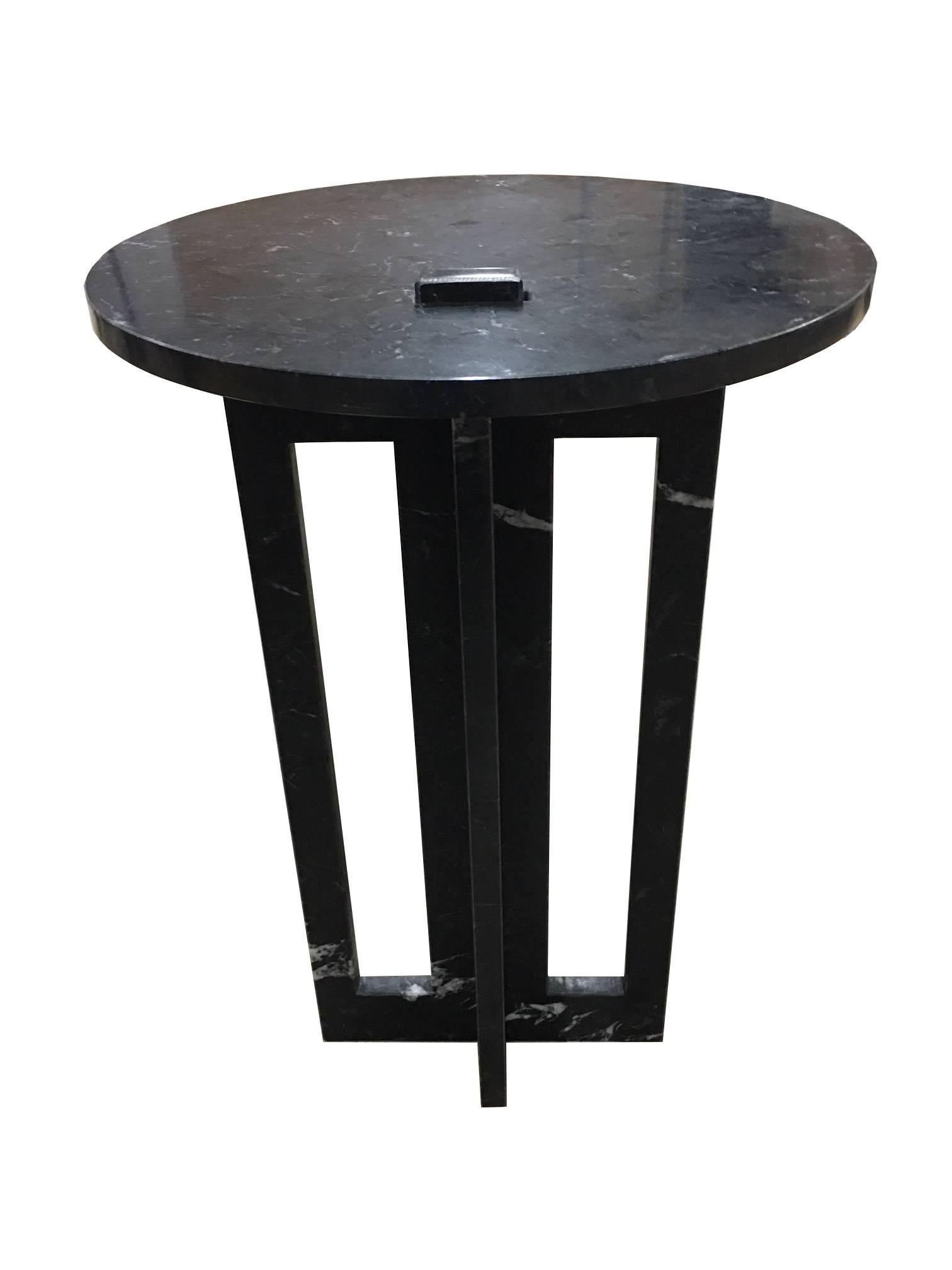 Pair of Italian Modern Black Marble Side Tables by Massimo Mangiardi In Excellent Condition For Sale In New York, NY