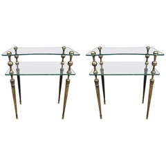 Coppia di tavoli moderni italiani in ottone e vetro