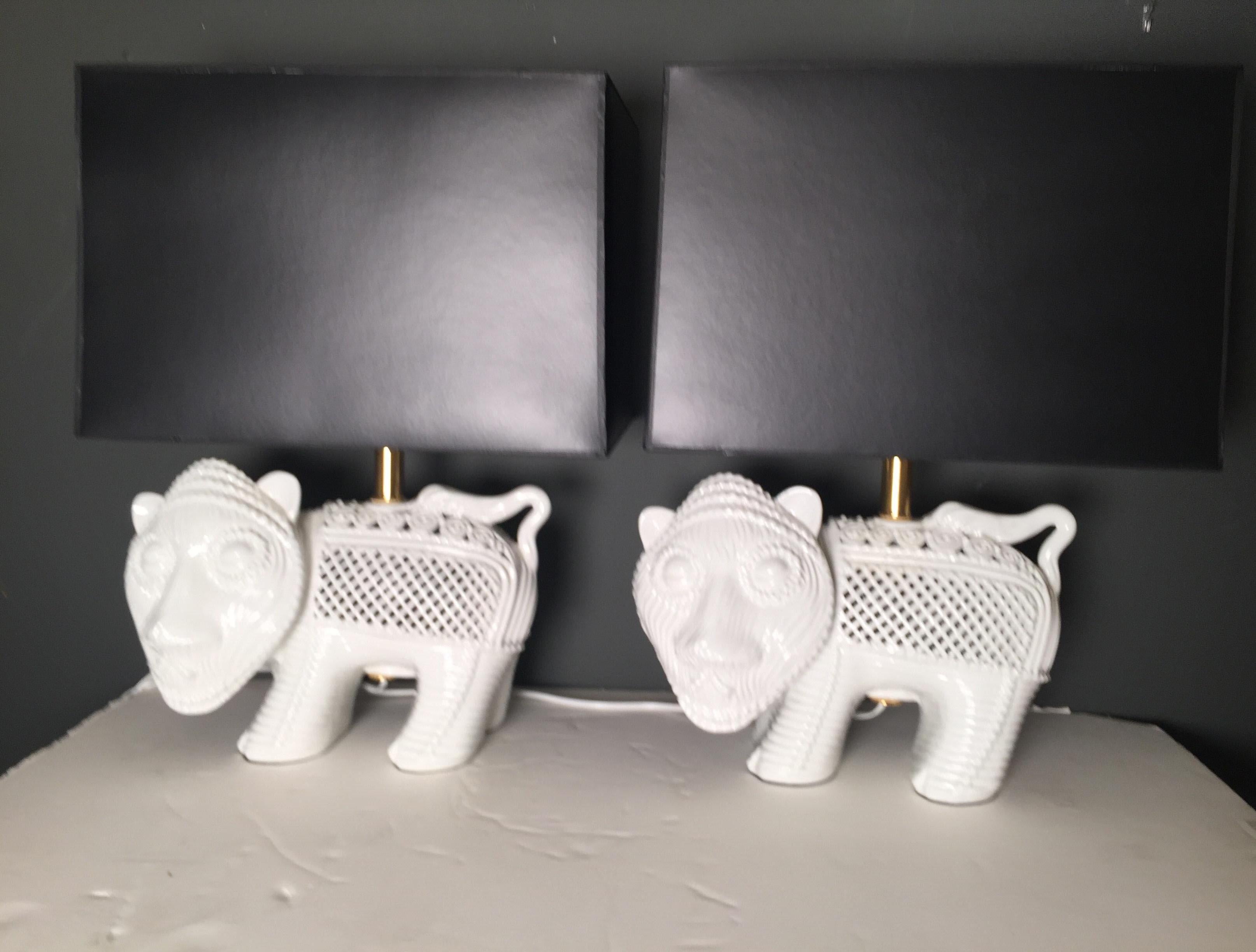 Mid-Century Modern Pair of Italian Modern Ceramic Lion Lamps