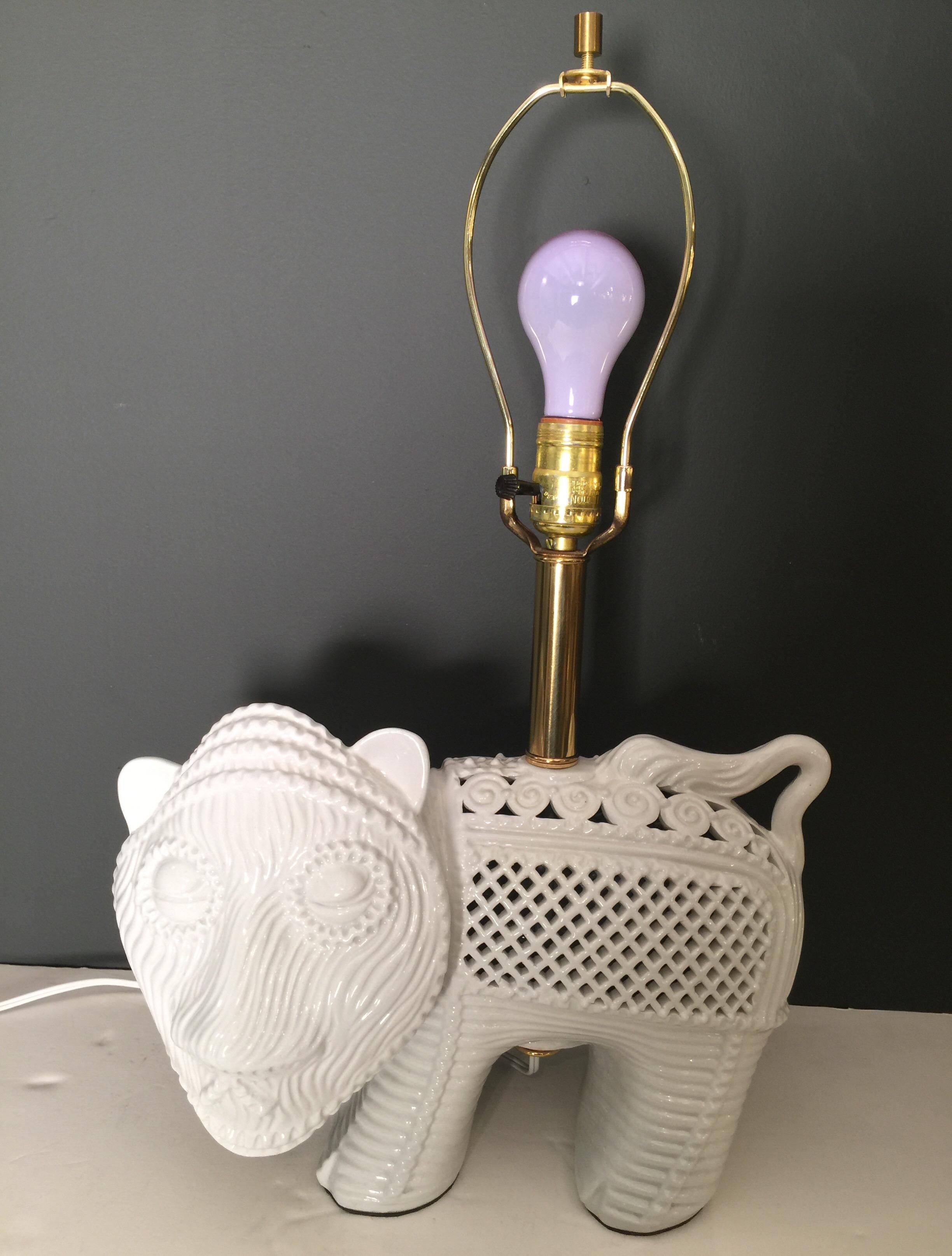 Pair of Italian Modern Ceramic Lion Lamps 1