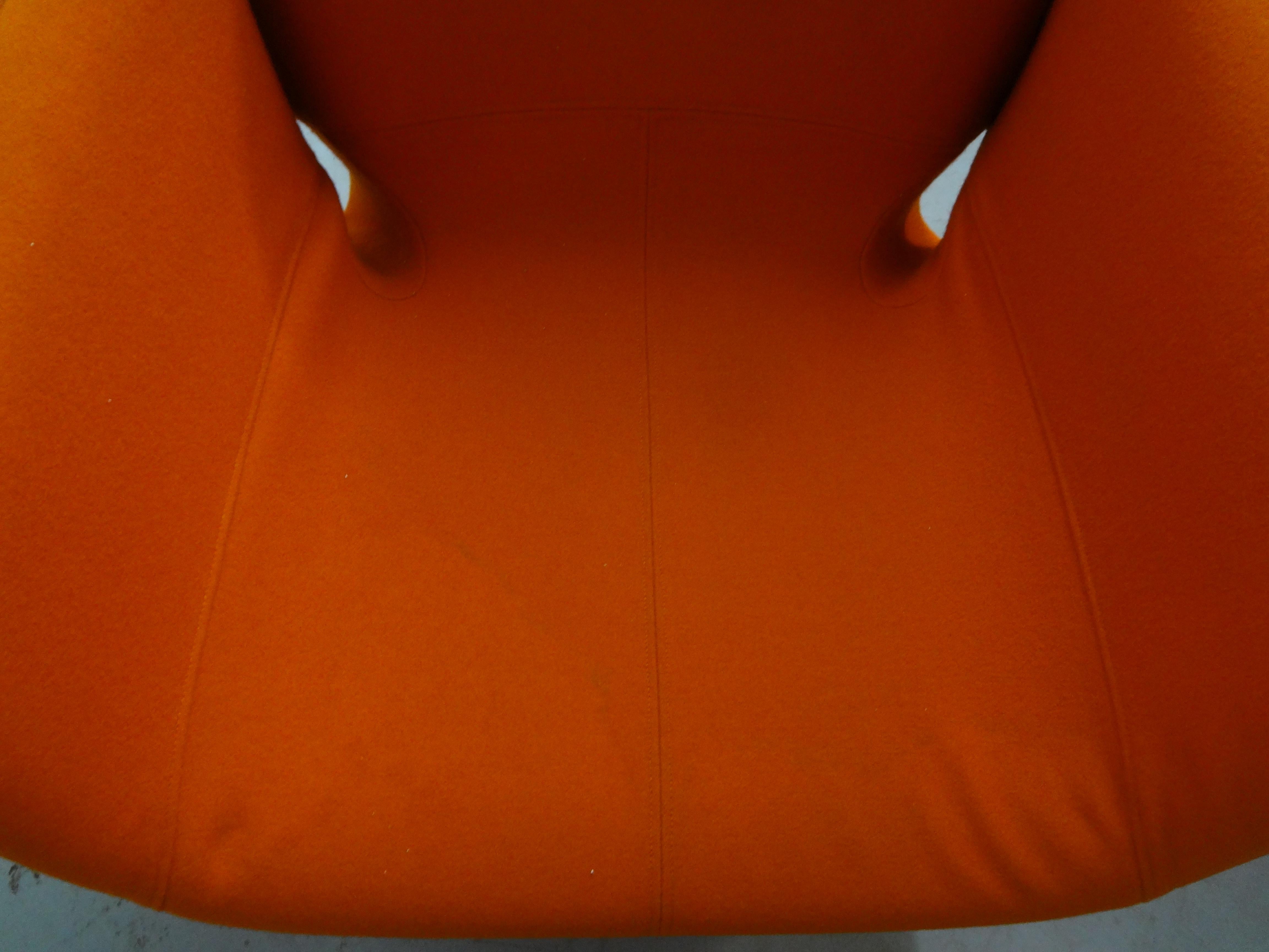 Moderne italienische Stühle von Ron Arad für Moroso, Paar im Angebot 2