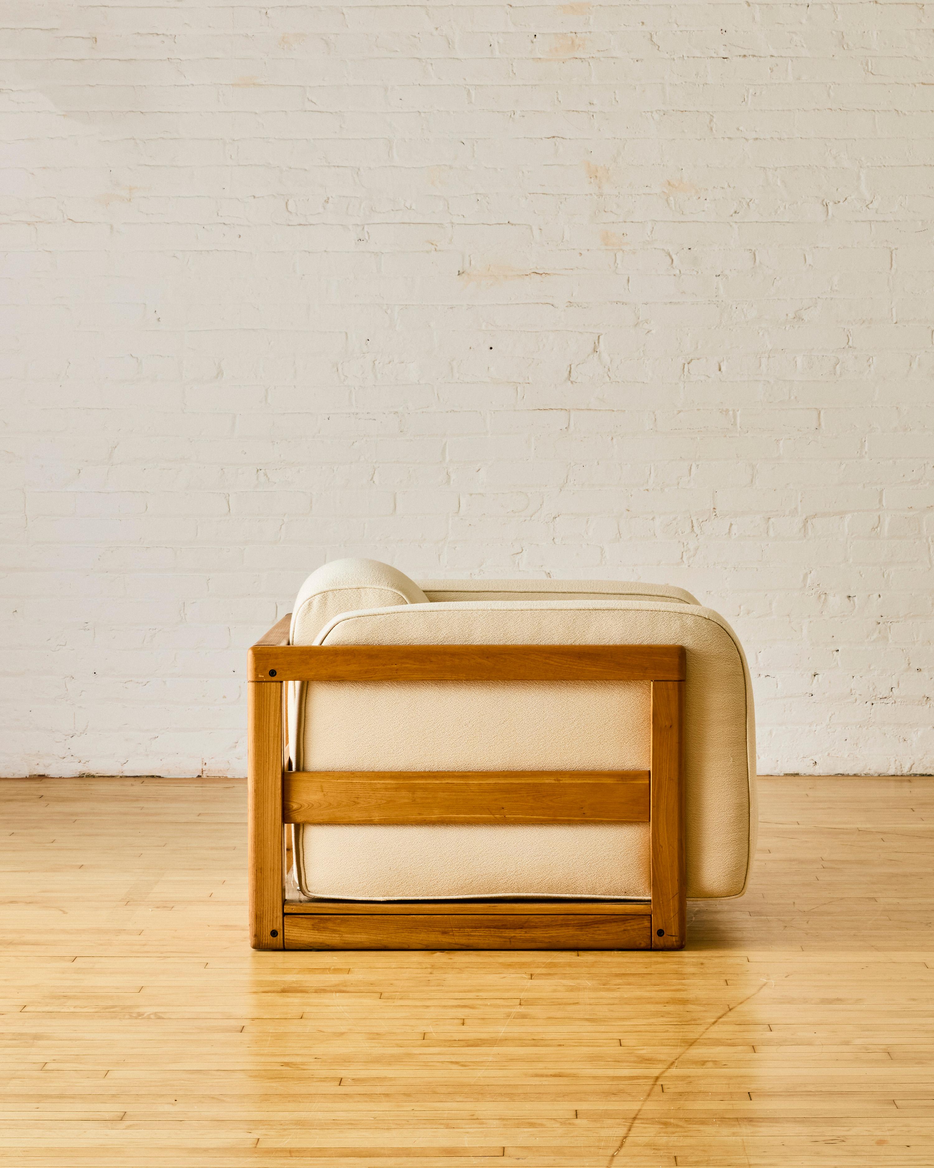 Pair of Italian Modern Cube Chaira In Good Condition In Long Island City, NY